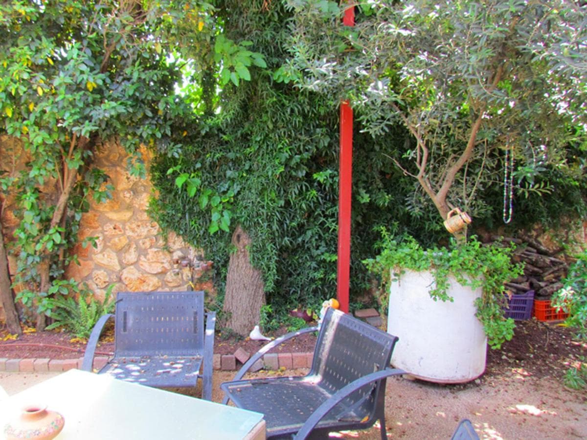Mina Teva photo 3
