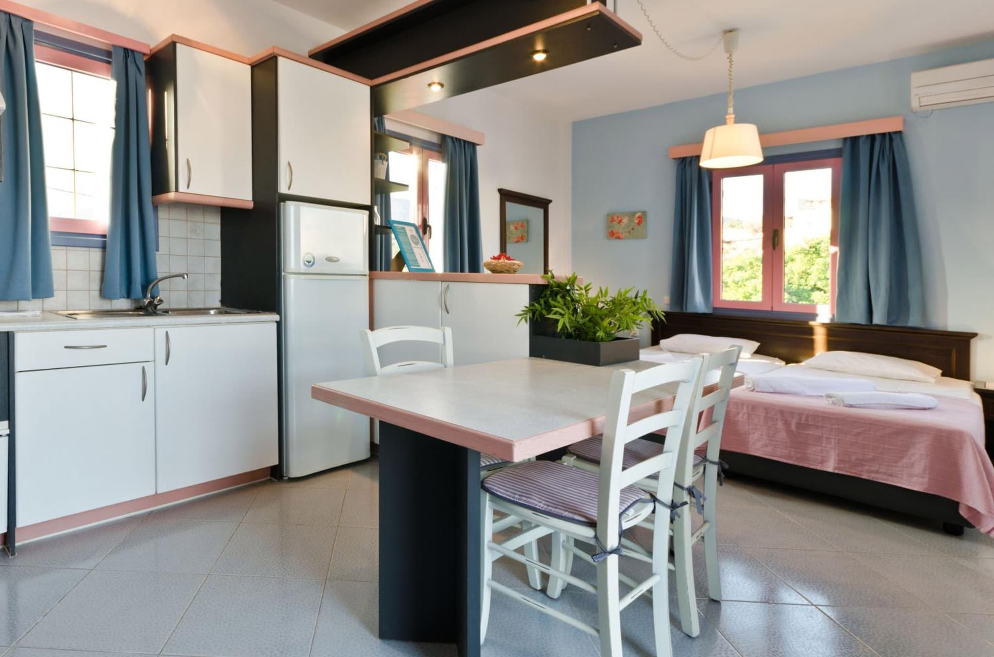 Cybele Apartments photo 3