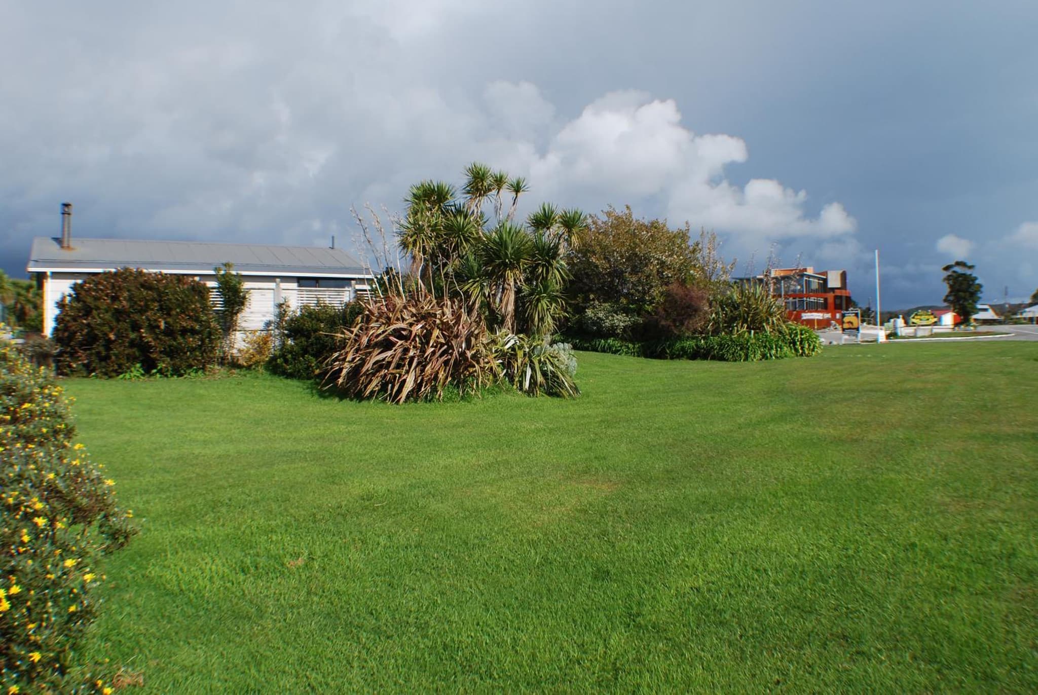 Charleston Lodge photo 3
