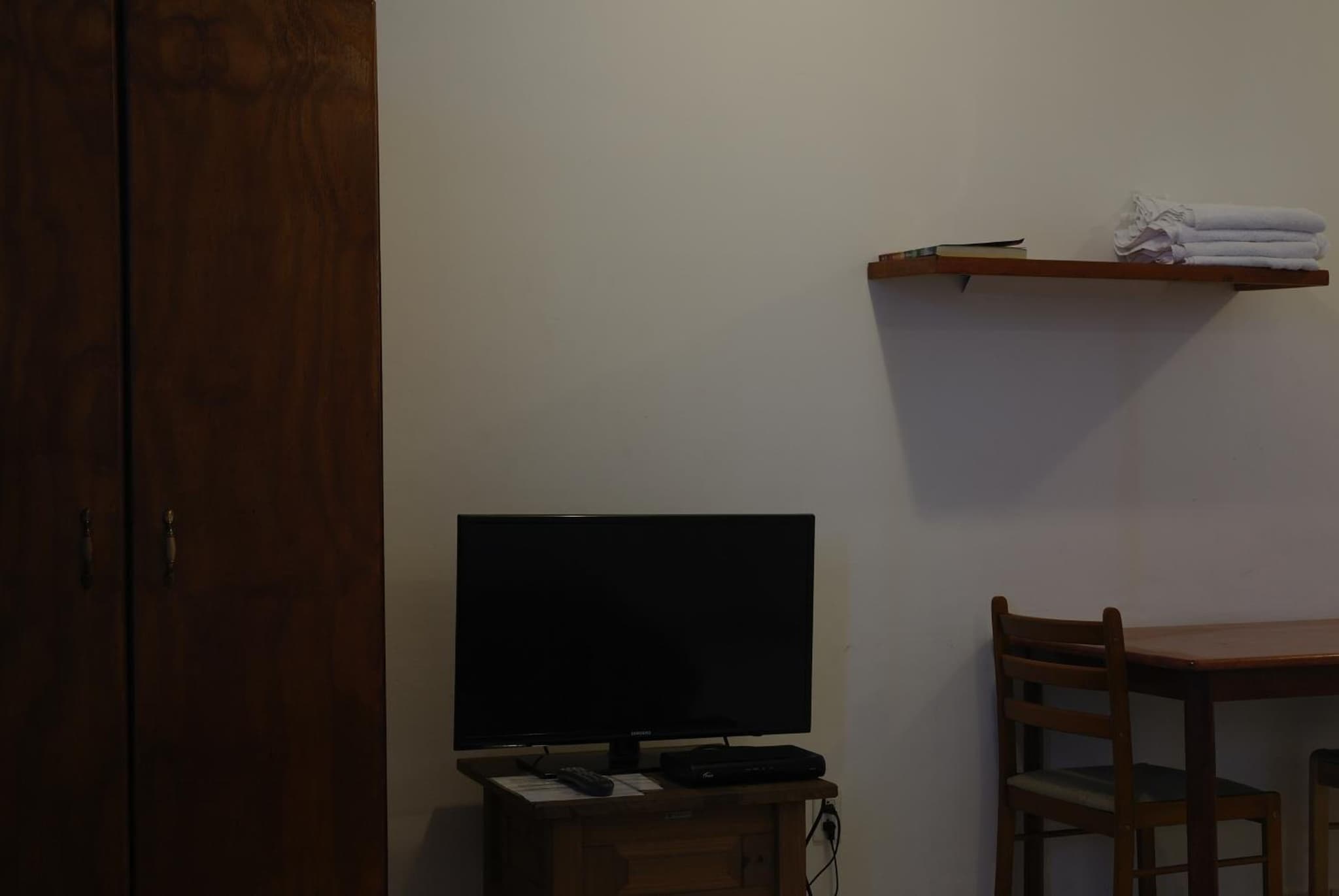 Orange Rembrandt Studio Apartments photo 7