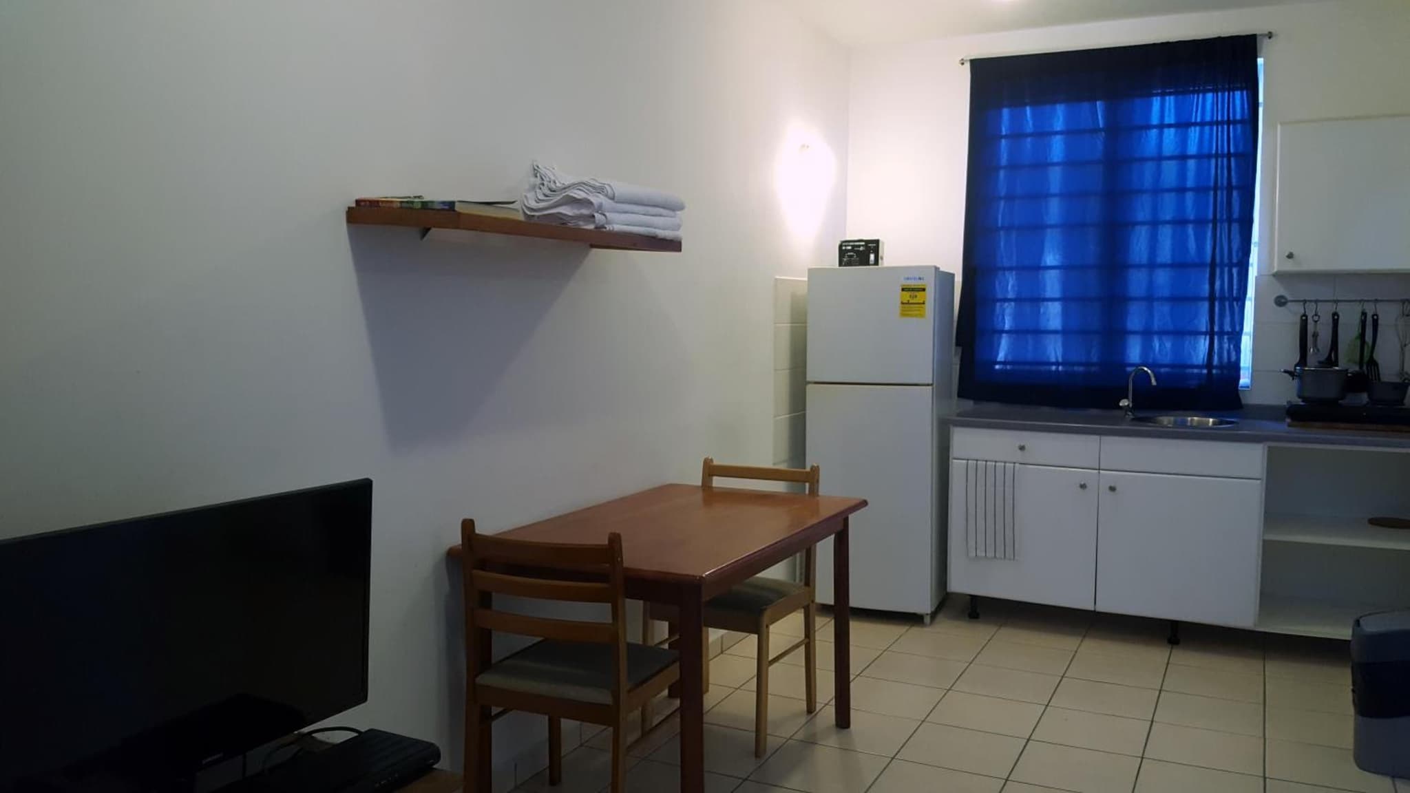 Orange Rembrandt Studio Apartments photo 9