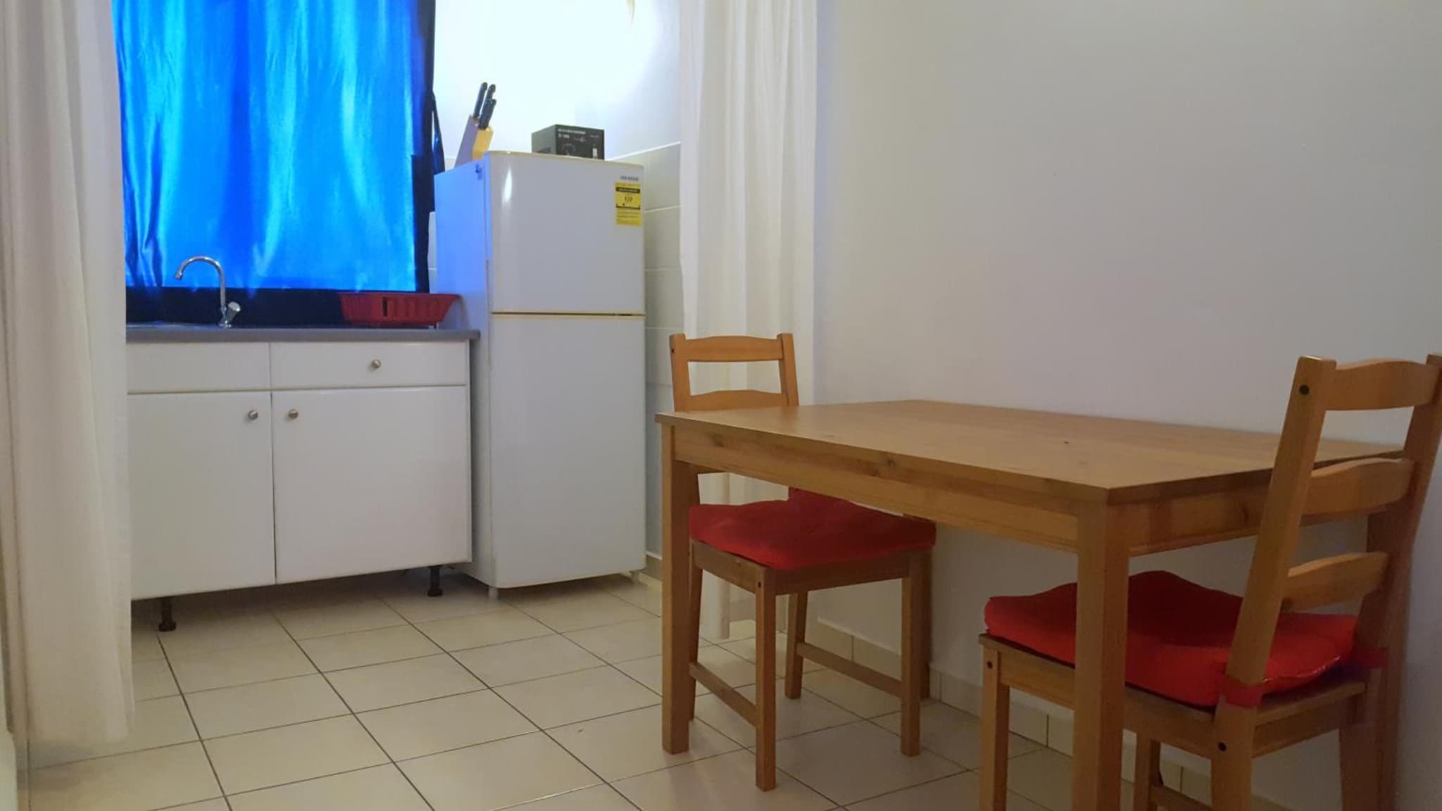 Orange Rembrandt Studio Apartments photo 6