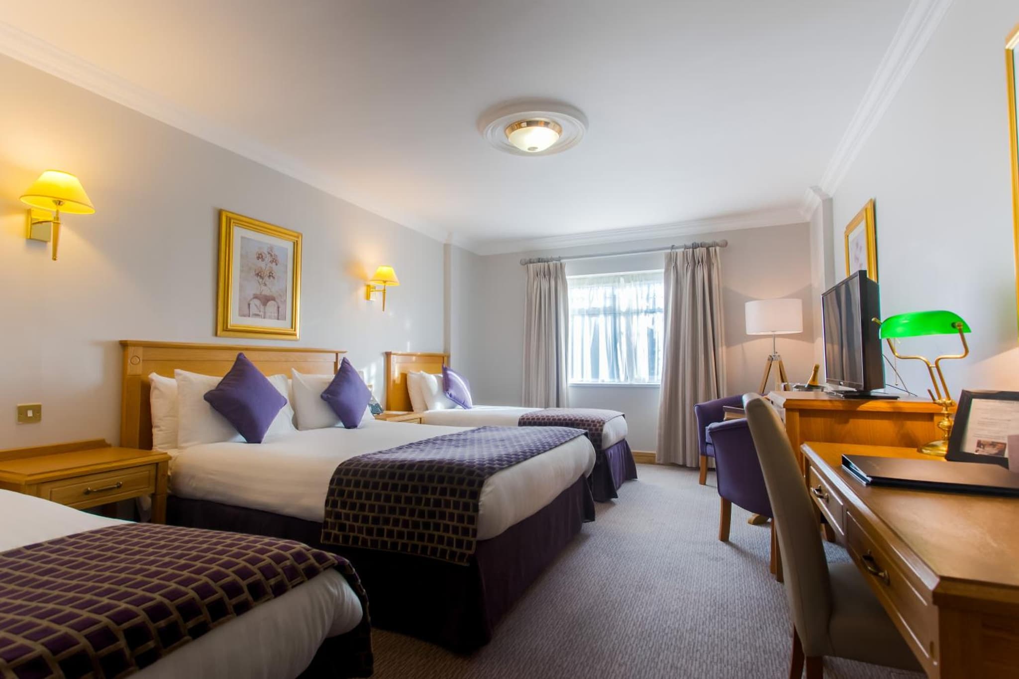 Ashdown Park Hotel photo 4