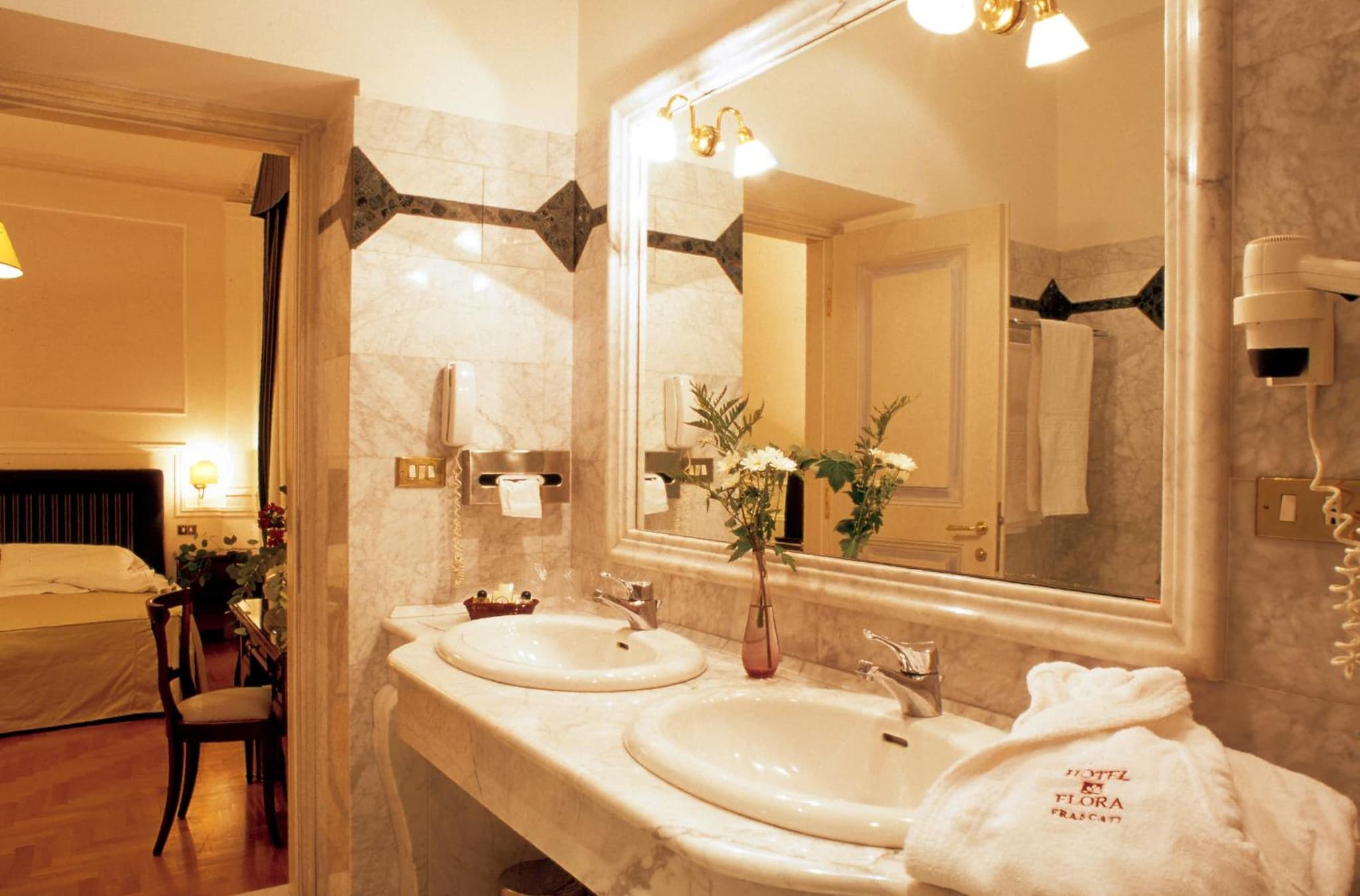 Hotel Flora photo 3