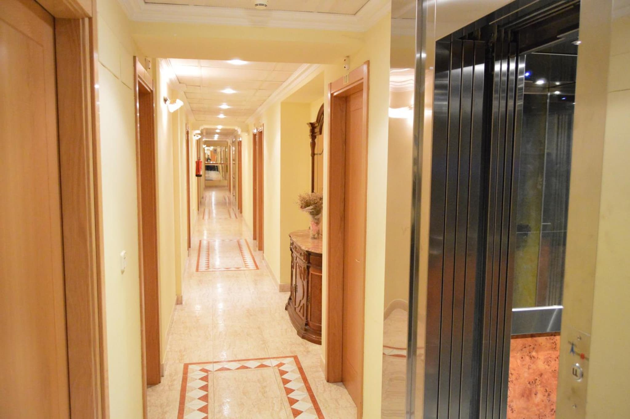 Hotel Cristal 2 photo 2