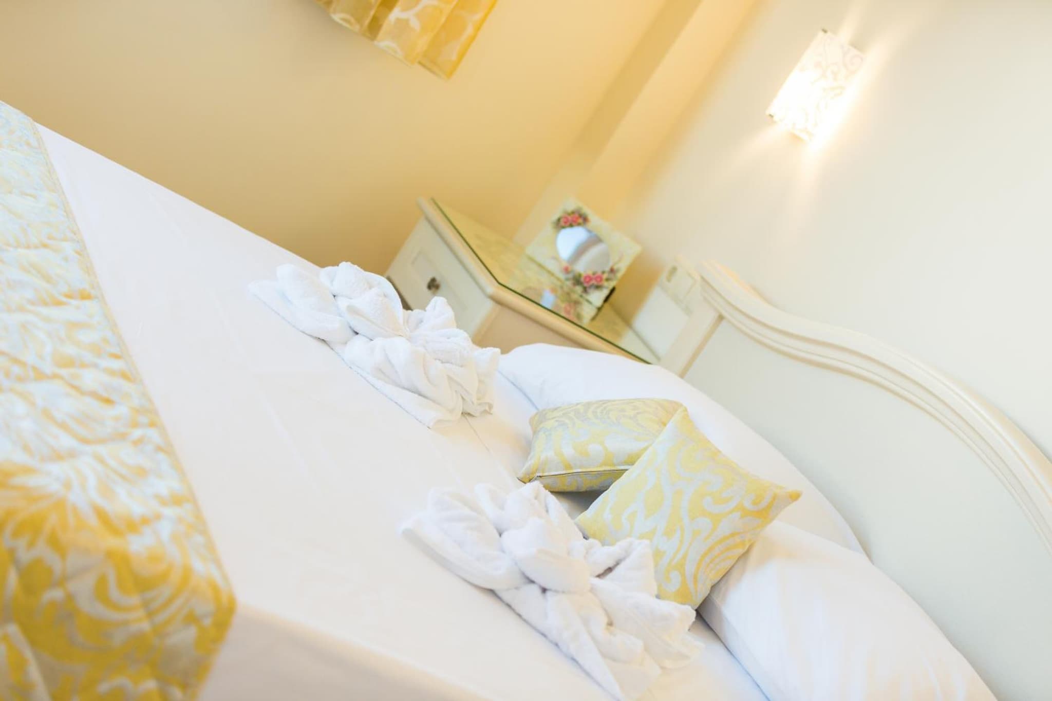 Polyxenia Suites photo 3