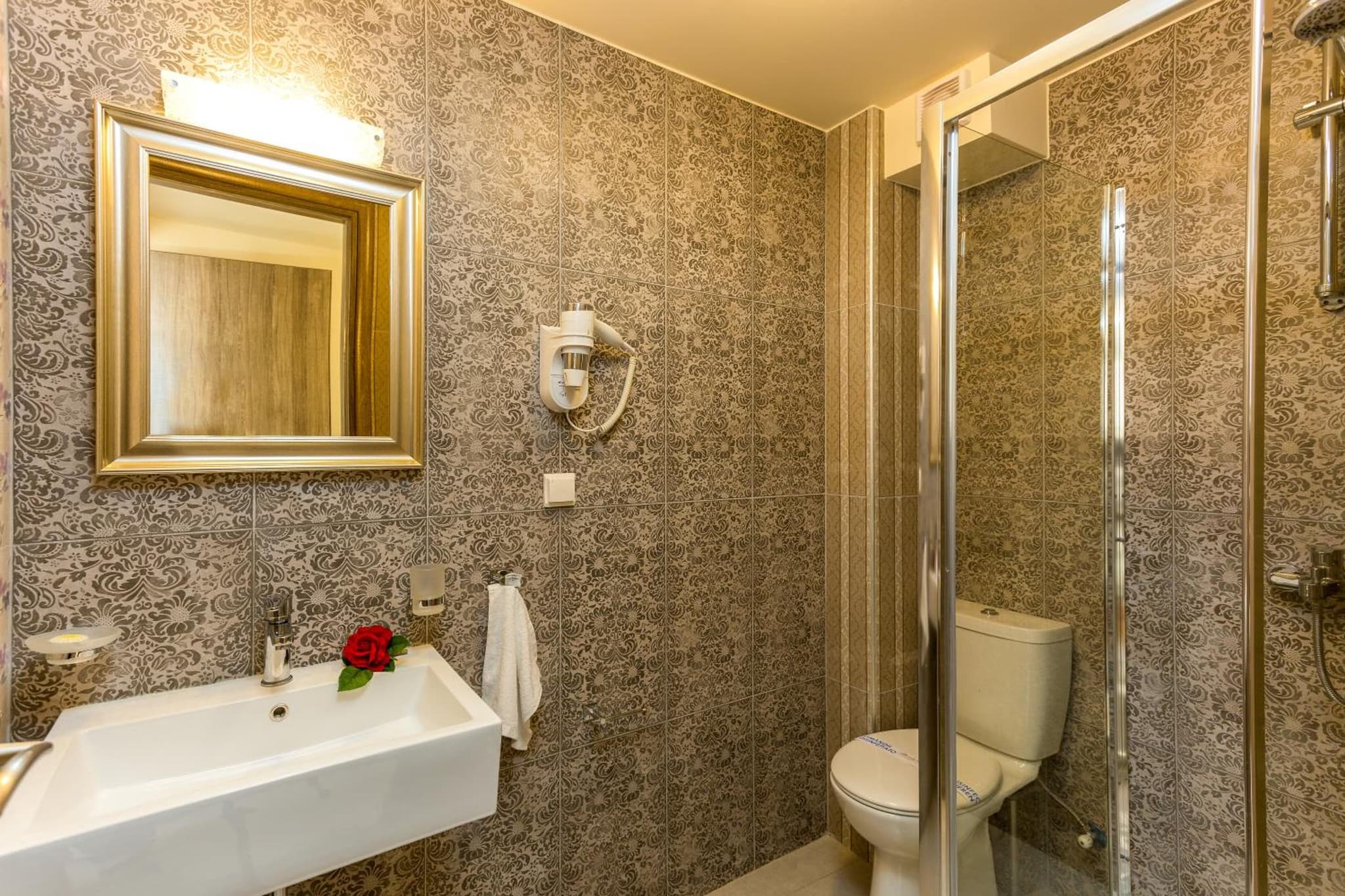 Polyxenia Suites photo 4
