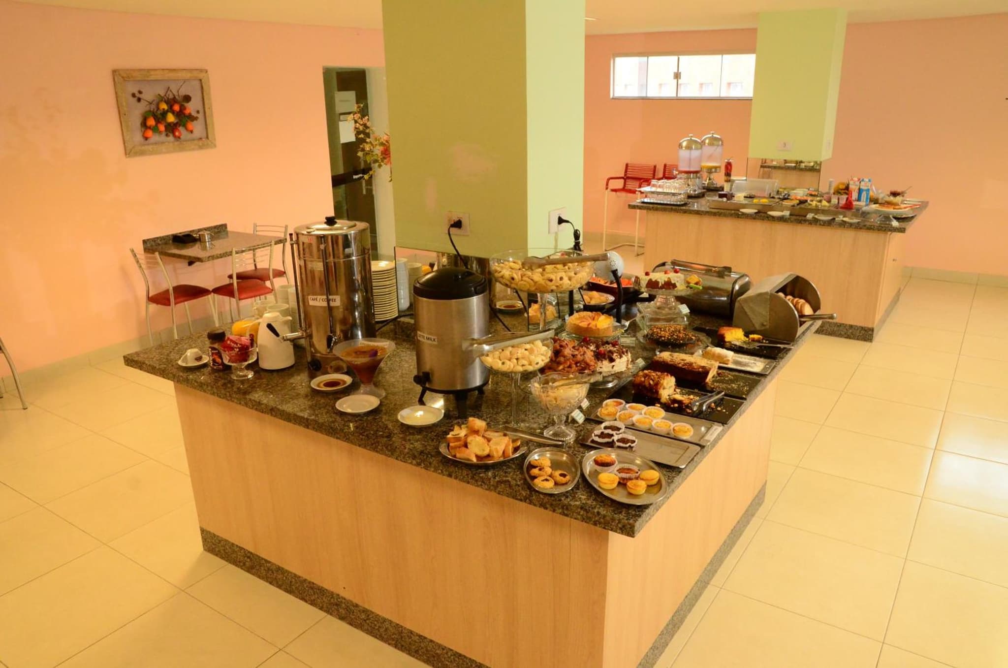 Hotel Capital photo 4