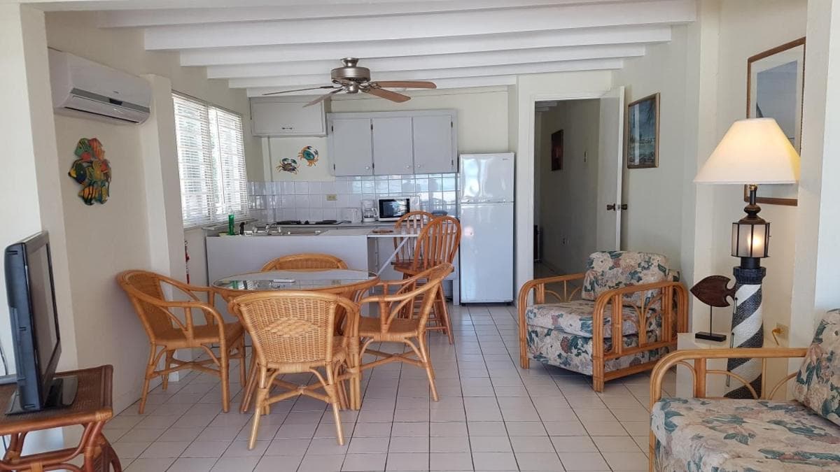 Aruba Beach Villas photo 4