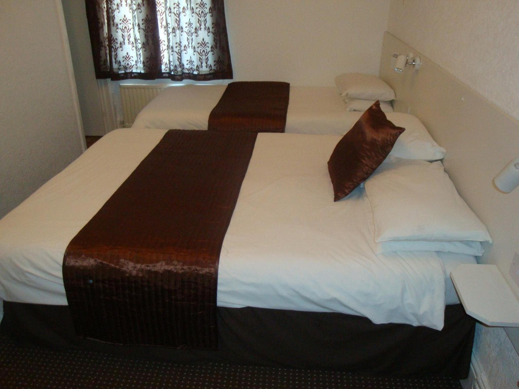 The Sandhurst Hotel photo 3