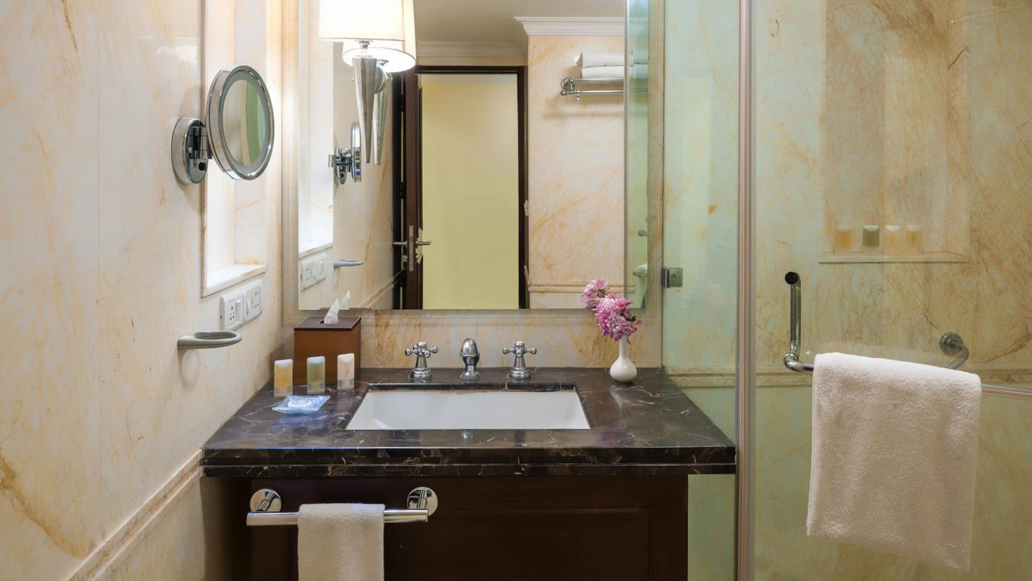 The Claridges Nabha Residence photo 3