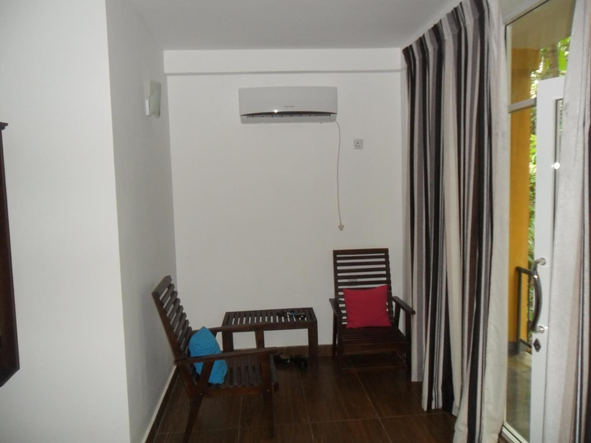 river edge bungalow photo 7