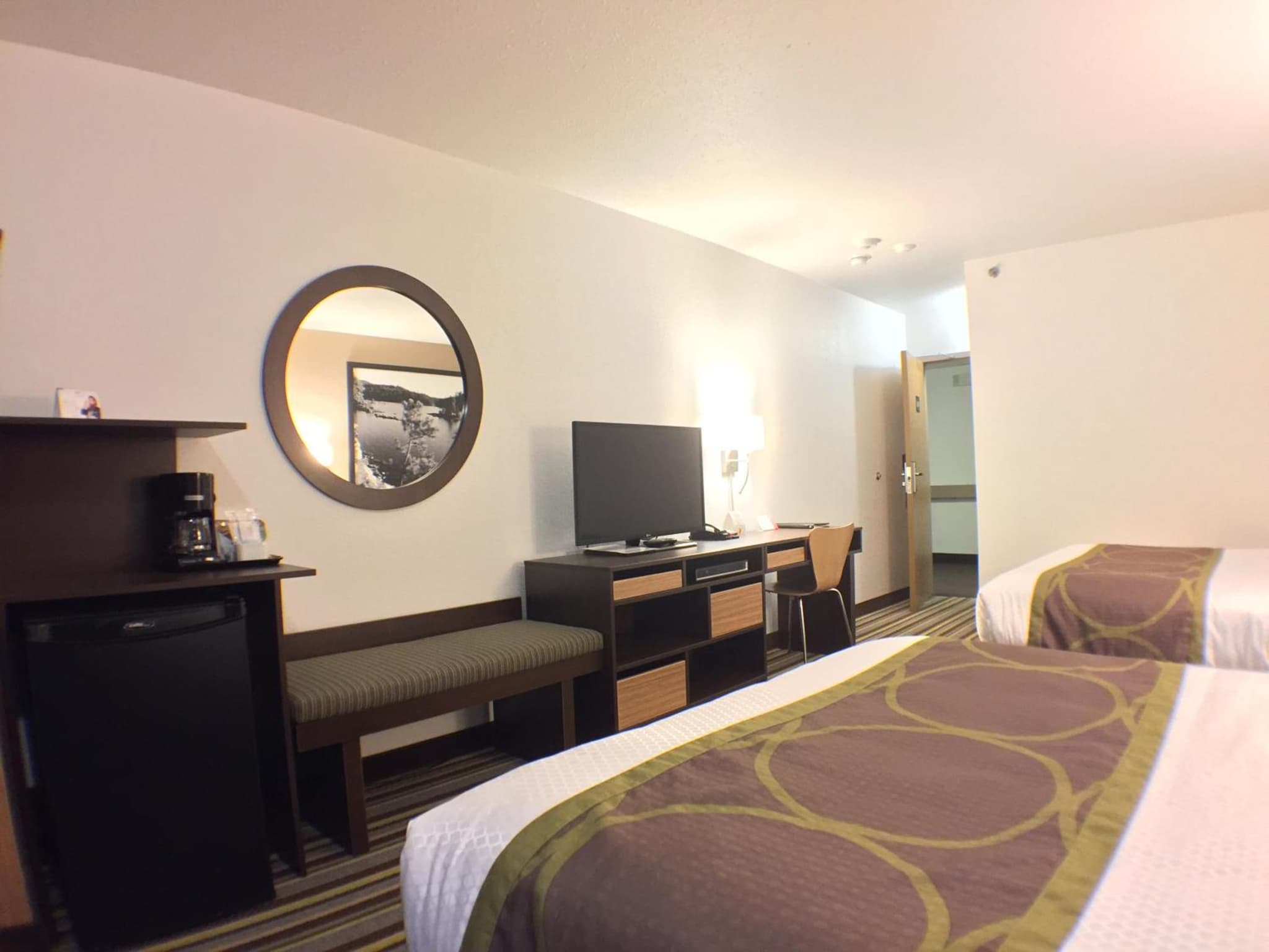 Super 8 by Wyndham Kenora photo 8