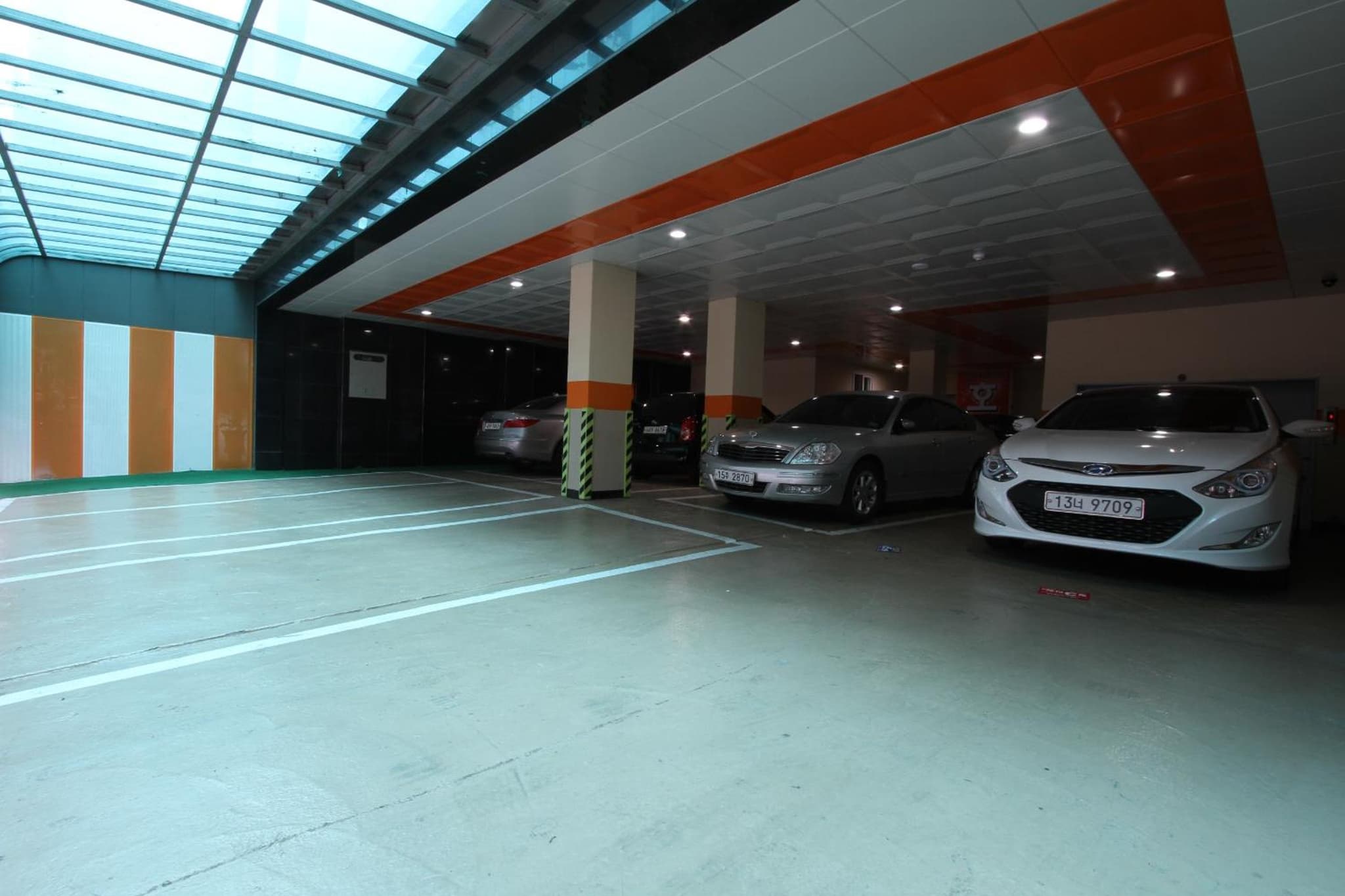 Show Hotel photo 7