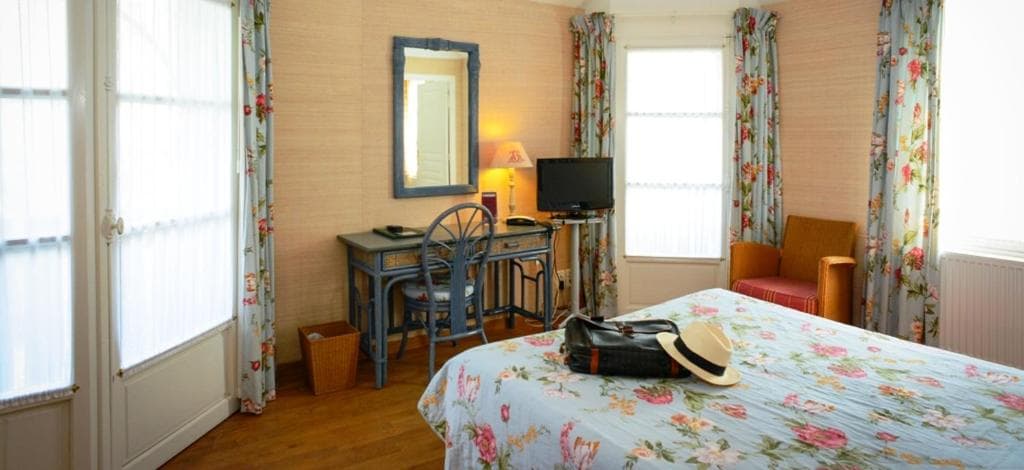 Logis Hotel Les Fuchsias photo 7
