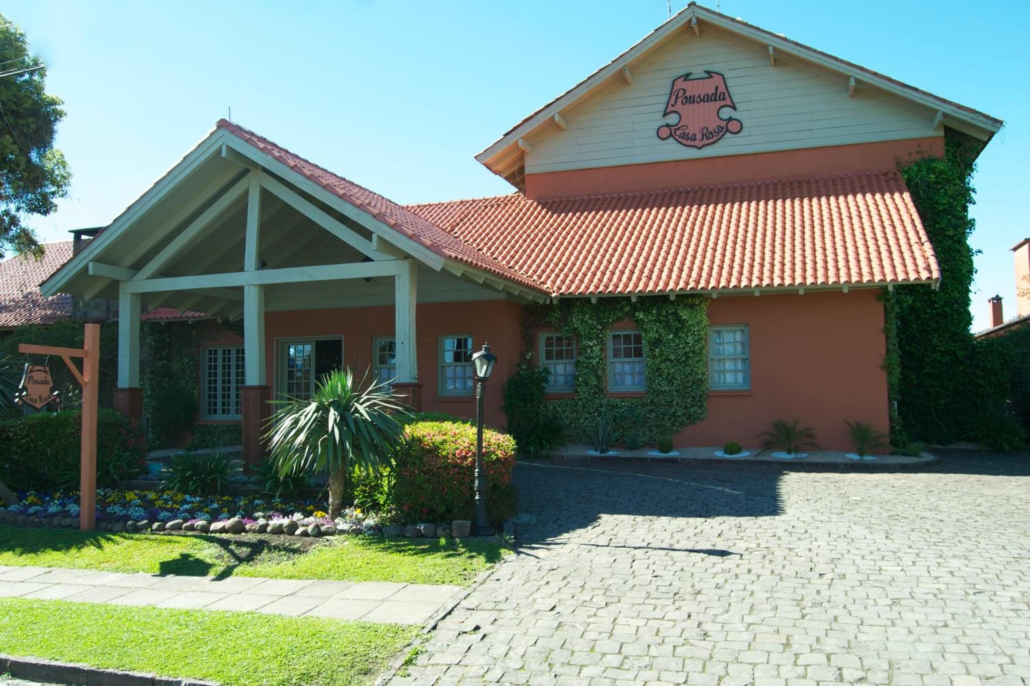 Golden Hills - Vila Suzana