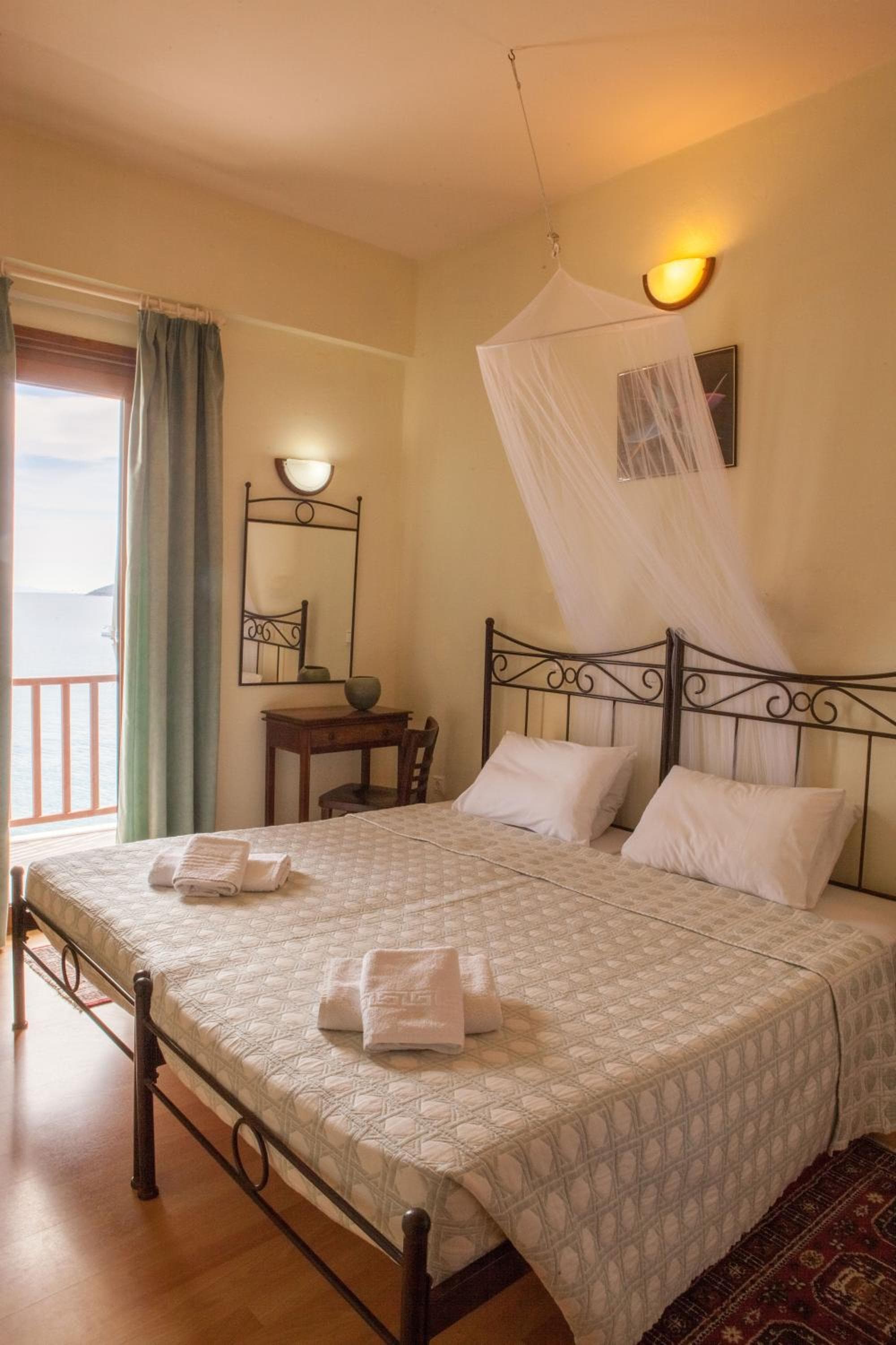 Mari Hotel & Maisonettes photo 5