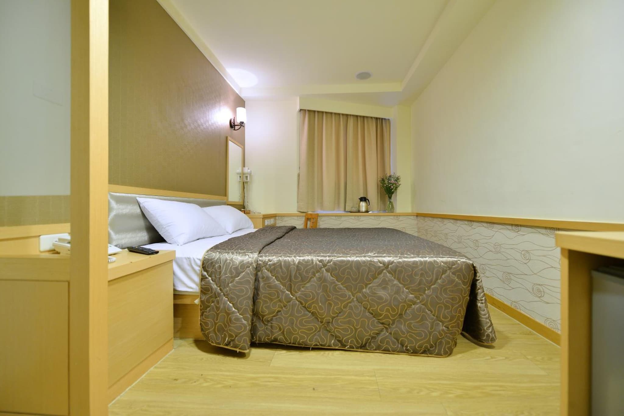 Ing Wang Hotel photo 4