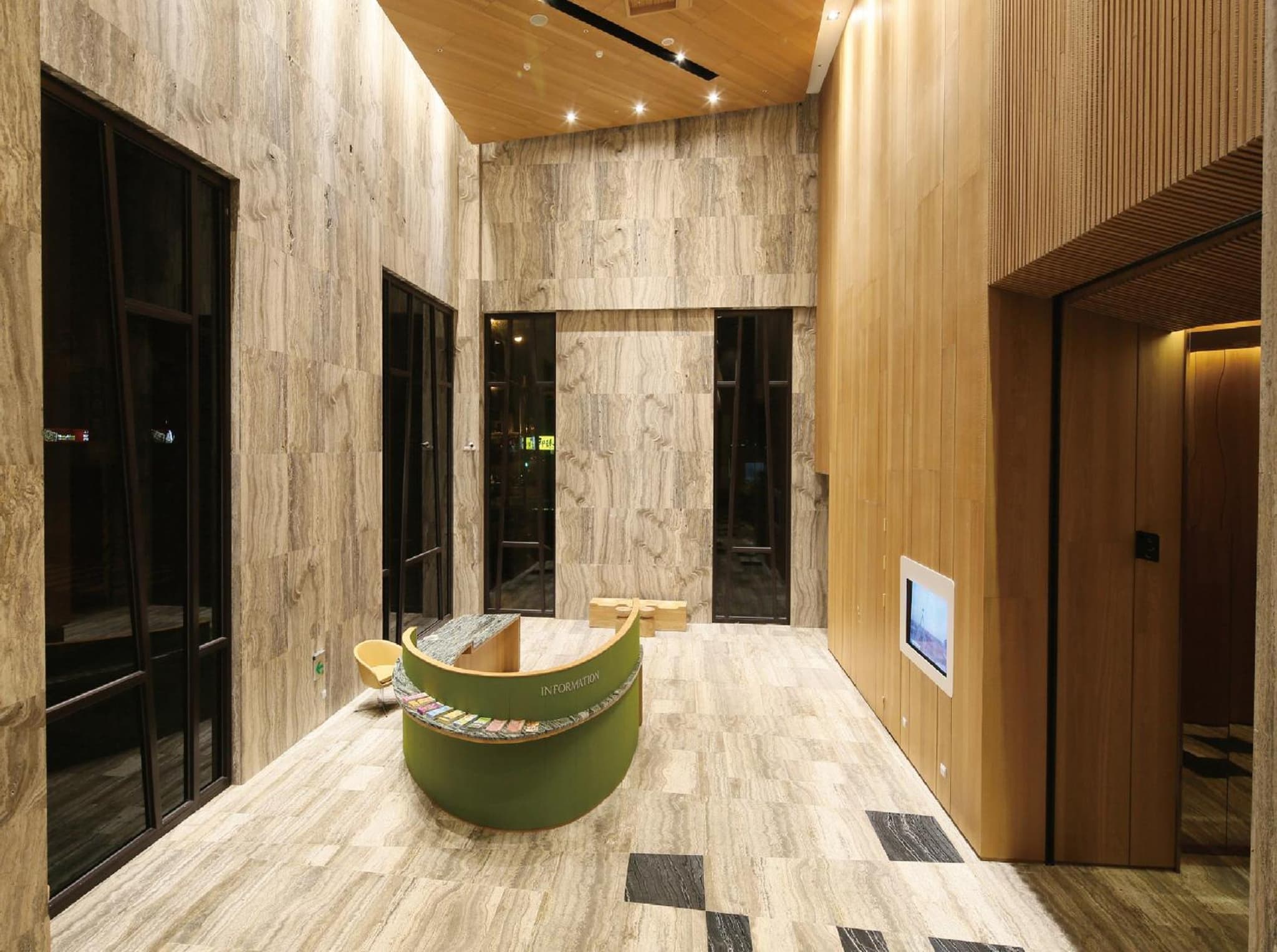 South Urban Hotel photo 9