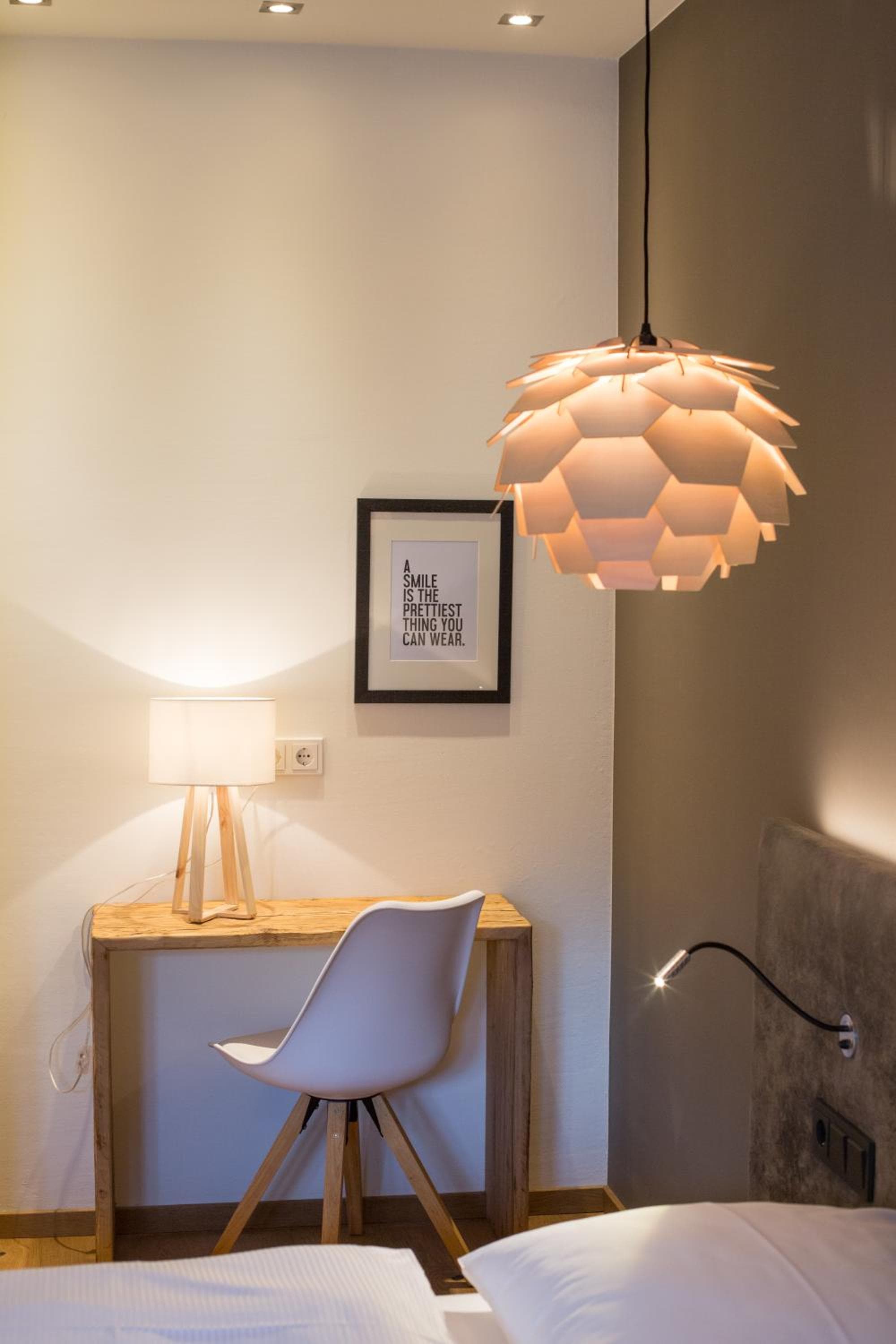 TWO TIMEZ - Boutique Hotel - with AC photo 2