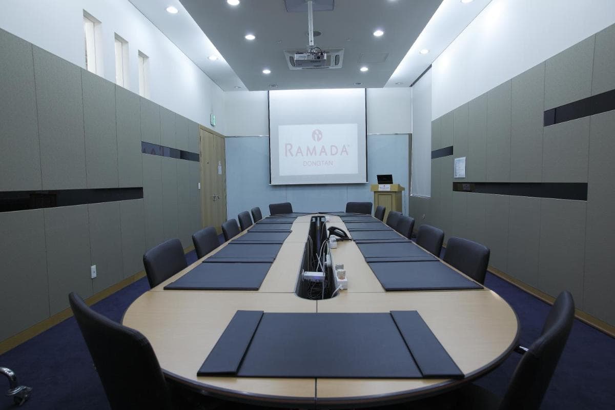 Ramada by Wyndham Dongtan photo 2