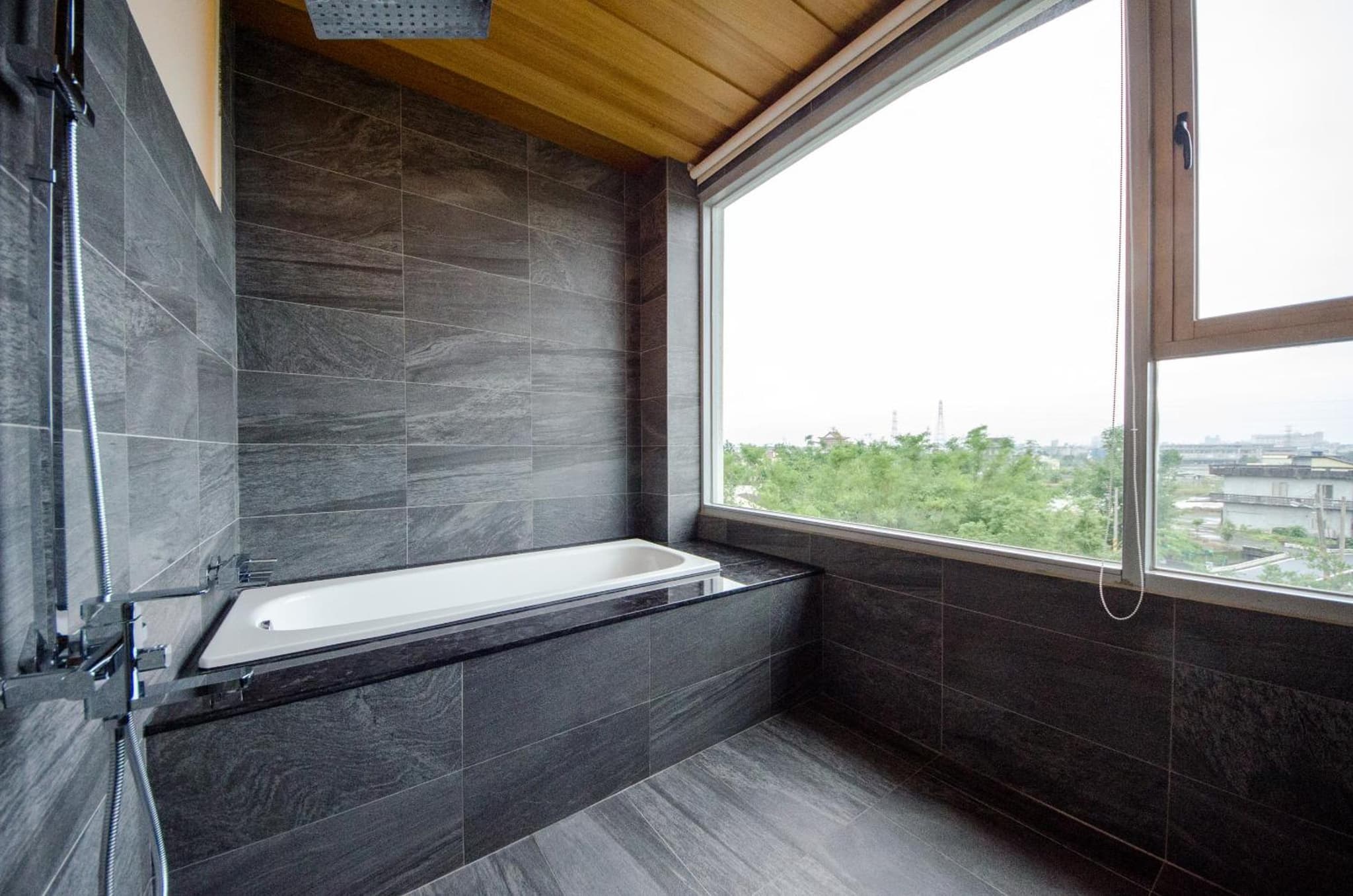 WMS Villa photo 2