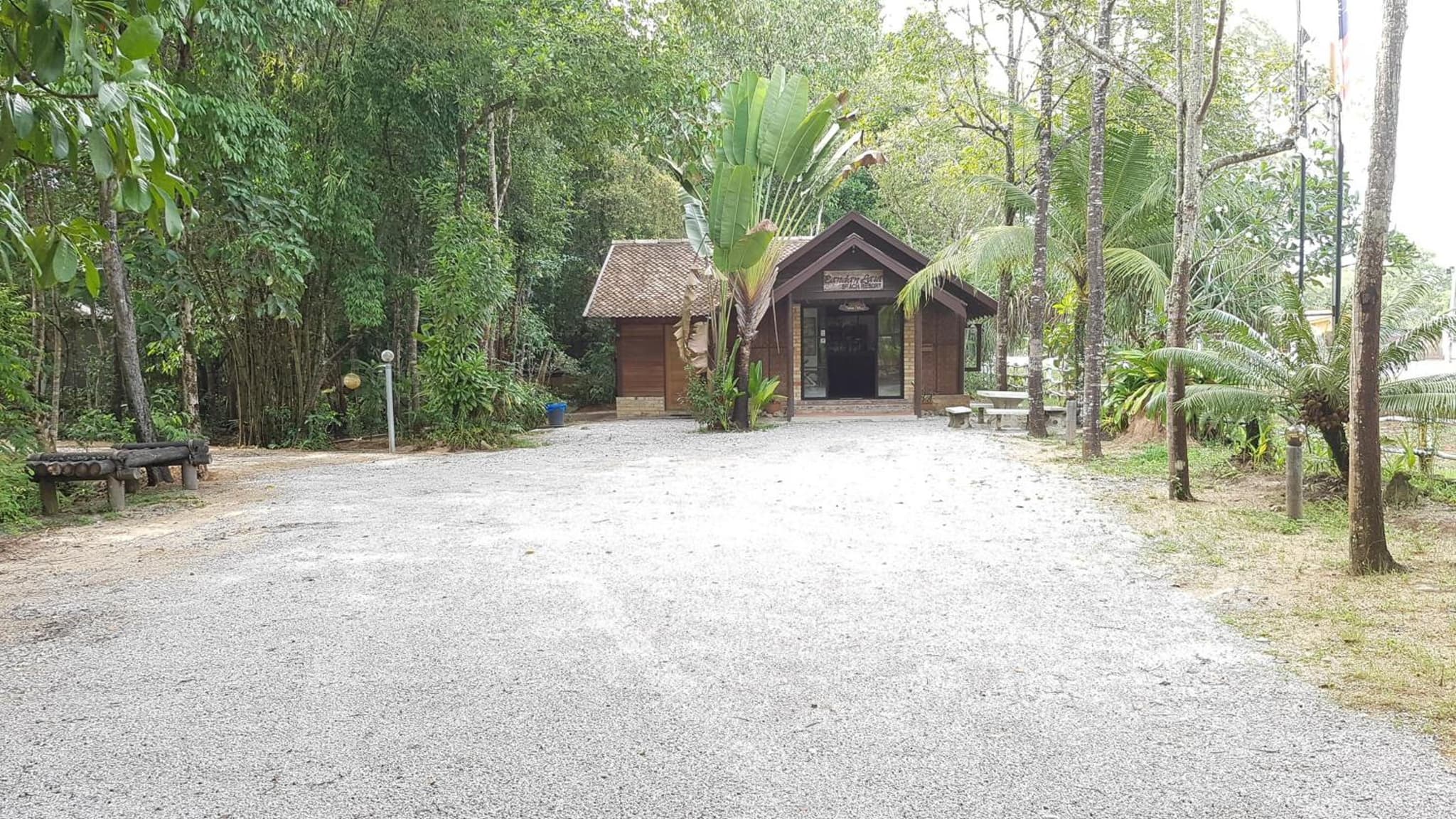 Pandan Laut Beach Resort photo 4