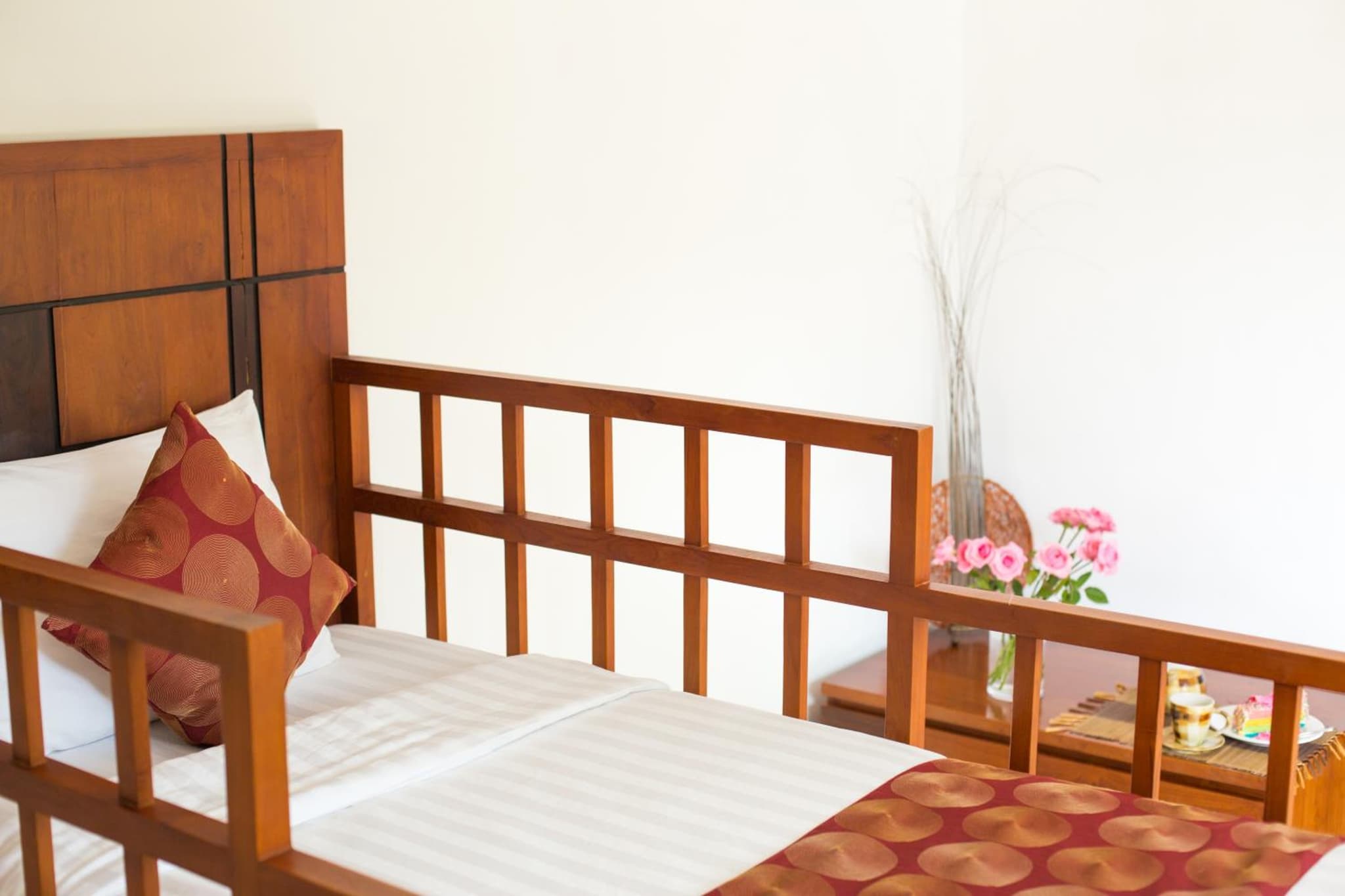 Villa Seriska Satu Sanur,a Luxury 4-Bedroom Villa, 5 mins walk to ICON Mall, Beach & 24hrs Security photo 5