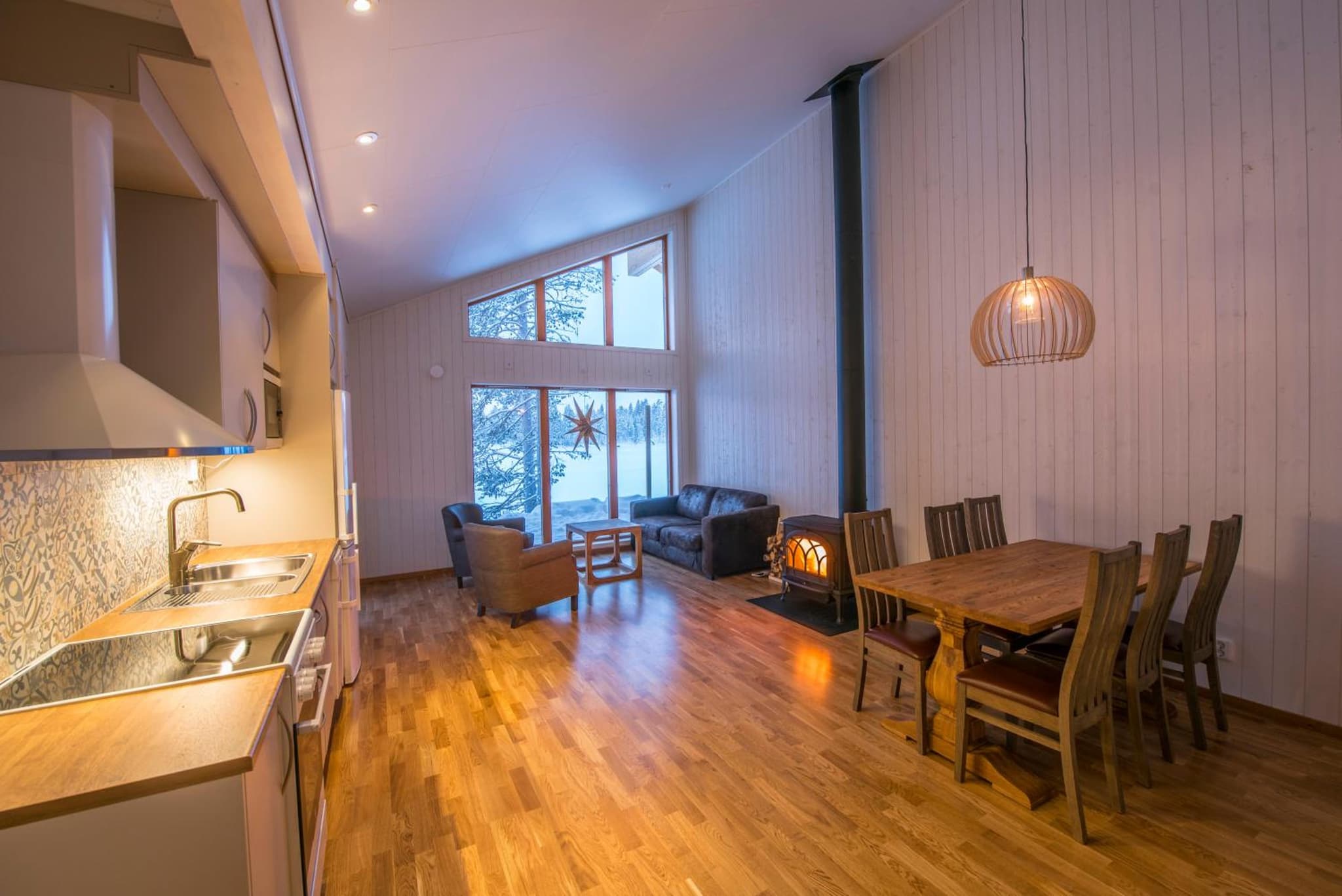 Pinetree Lodge photo 7