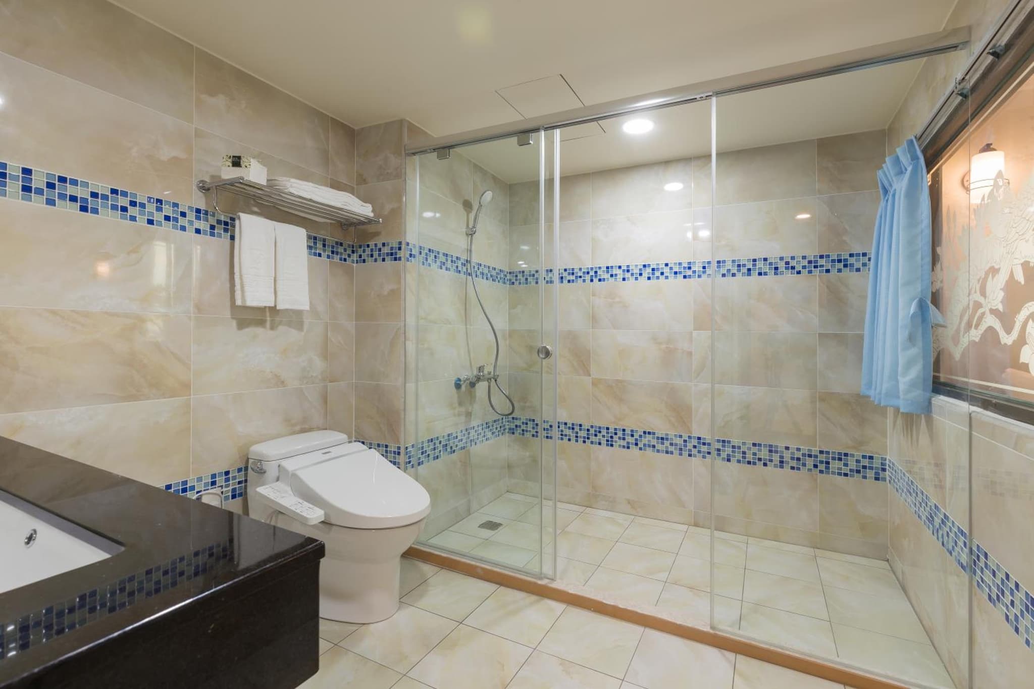Lishin Hotel photo 3