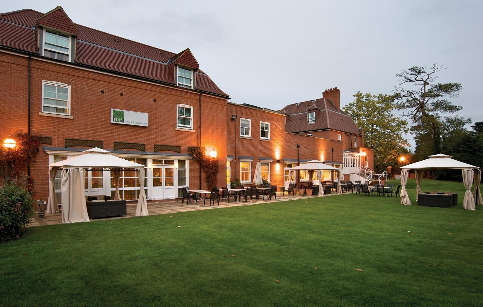 The Pinewood Hotel photo 2