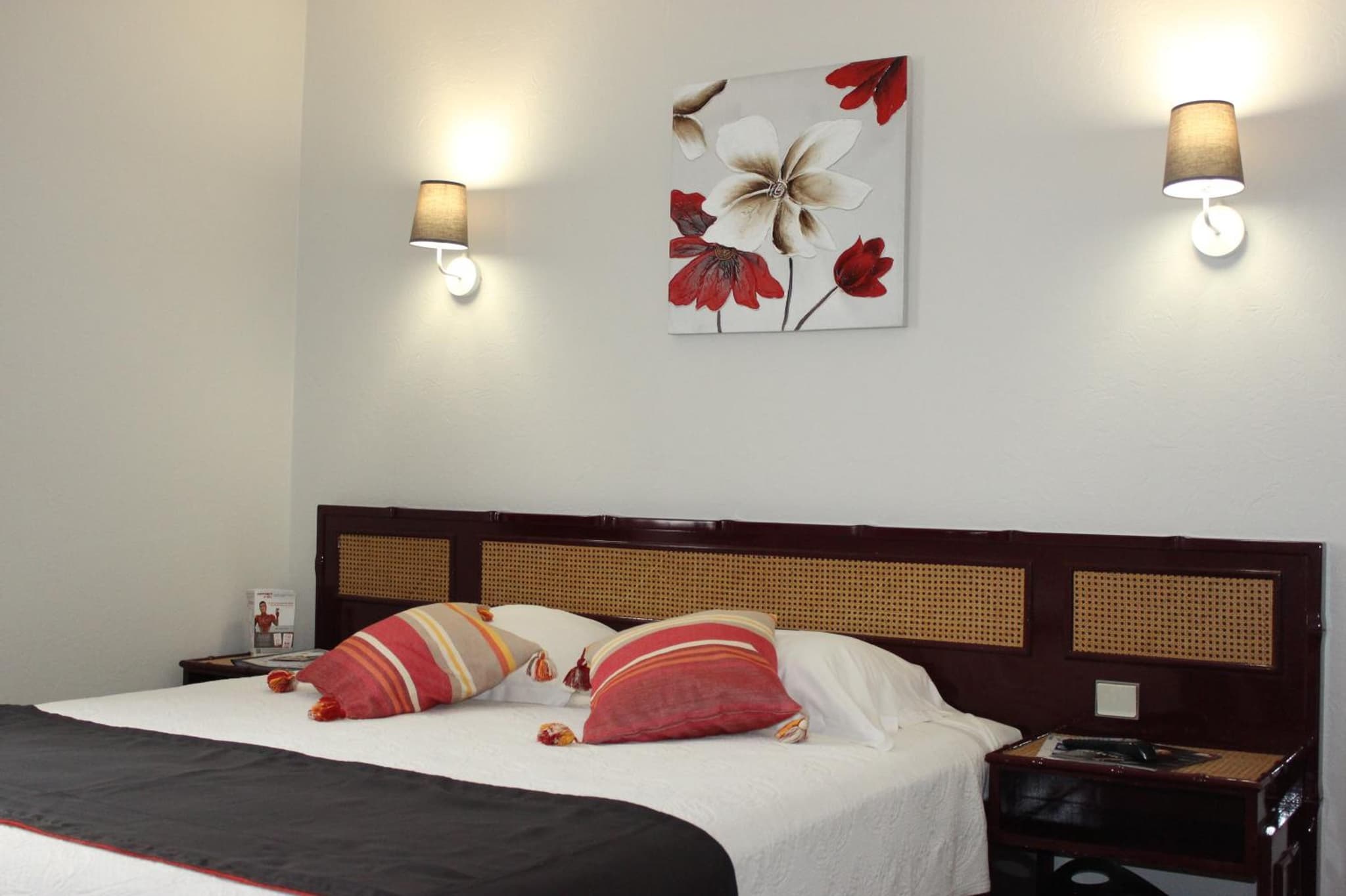 Sure Hotel by Best Western Saintes photo 8