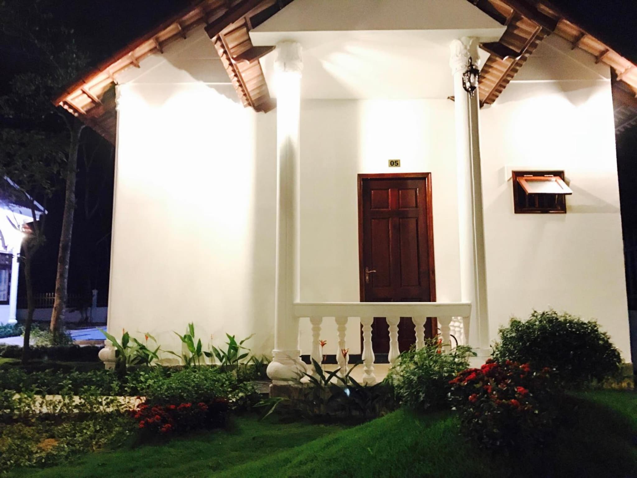 Wings Bungalow photo 5