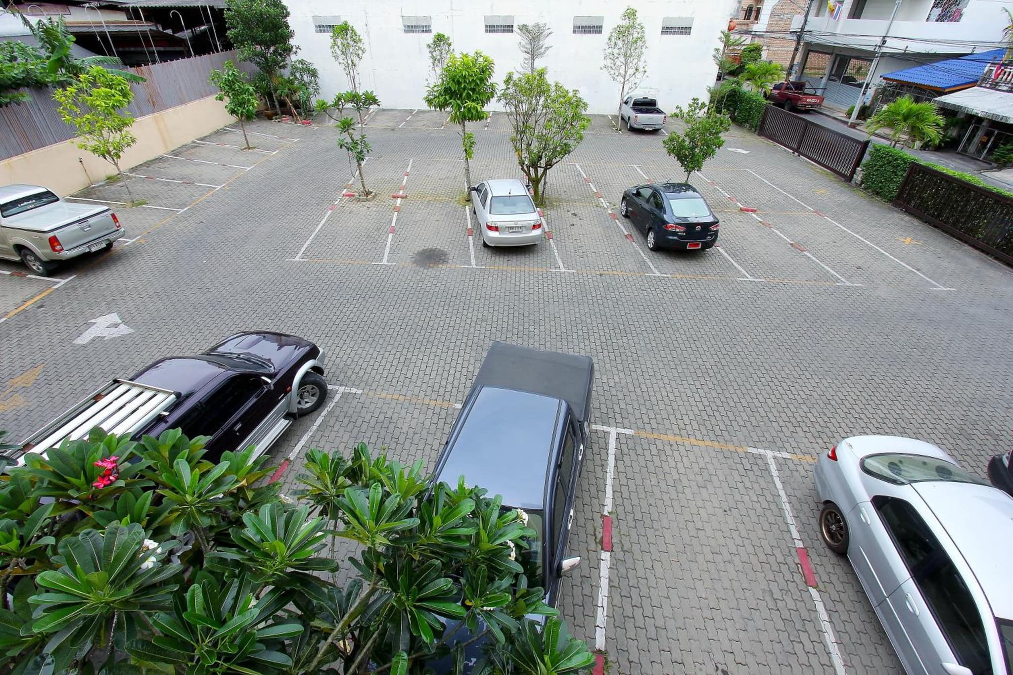 Hi Season Hotel photo 3