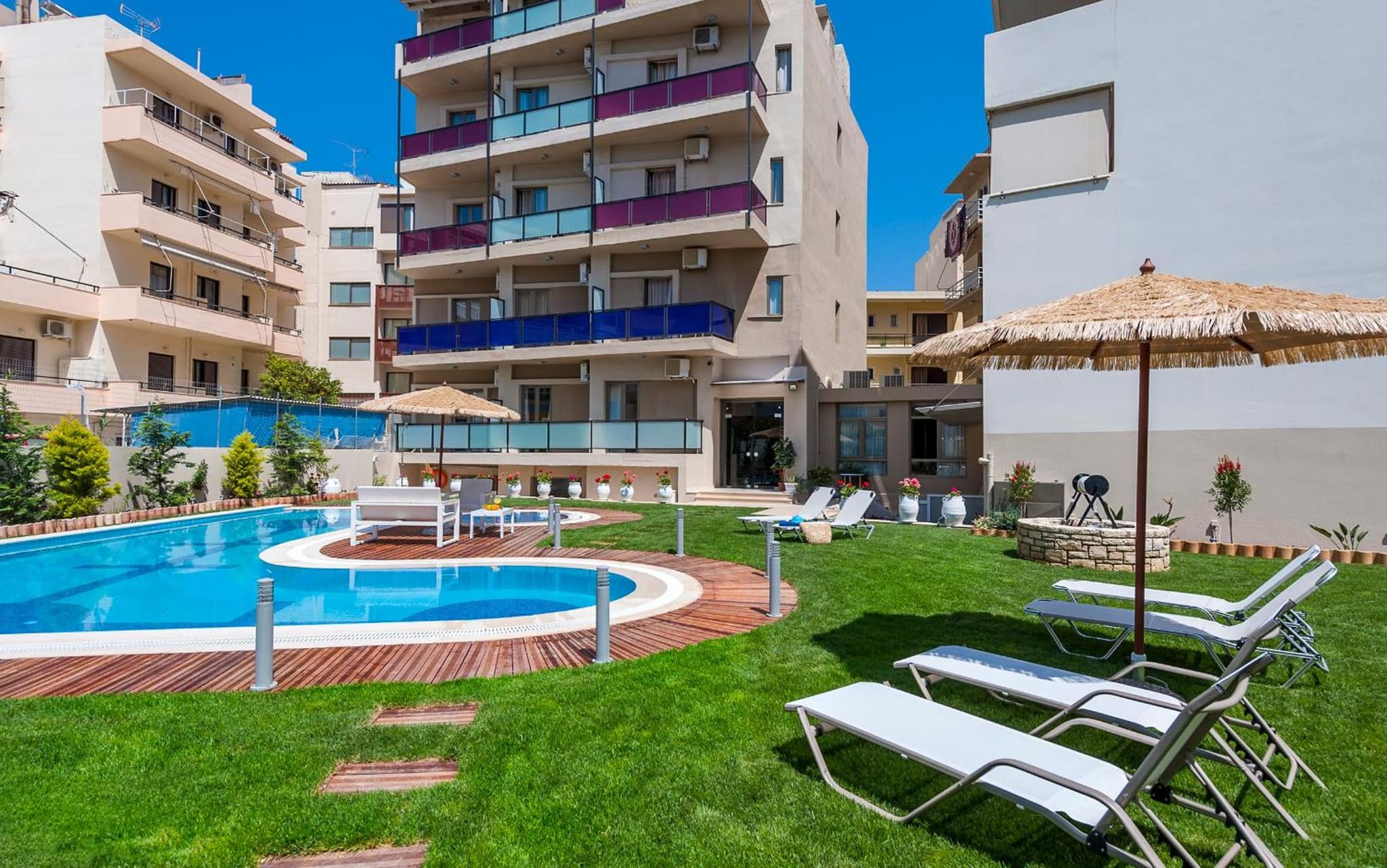 Leonidas Hotel & Apartments photo 4