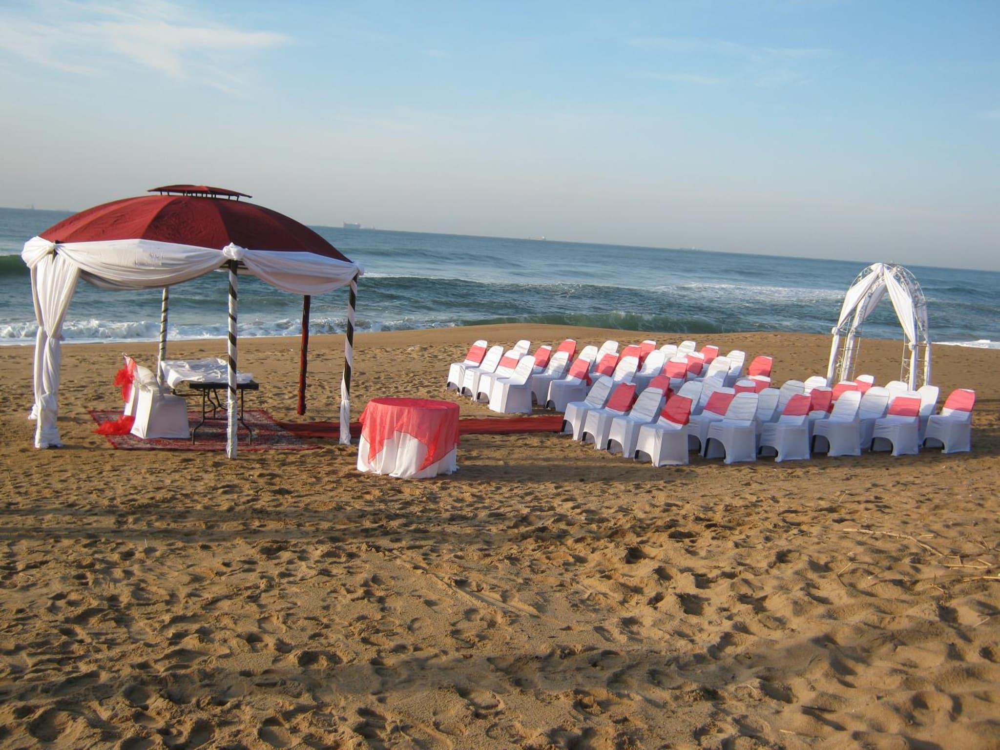 La Mercy Beach Hotel photo 4