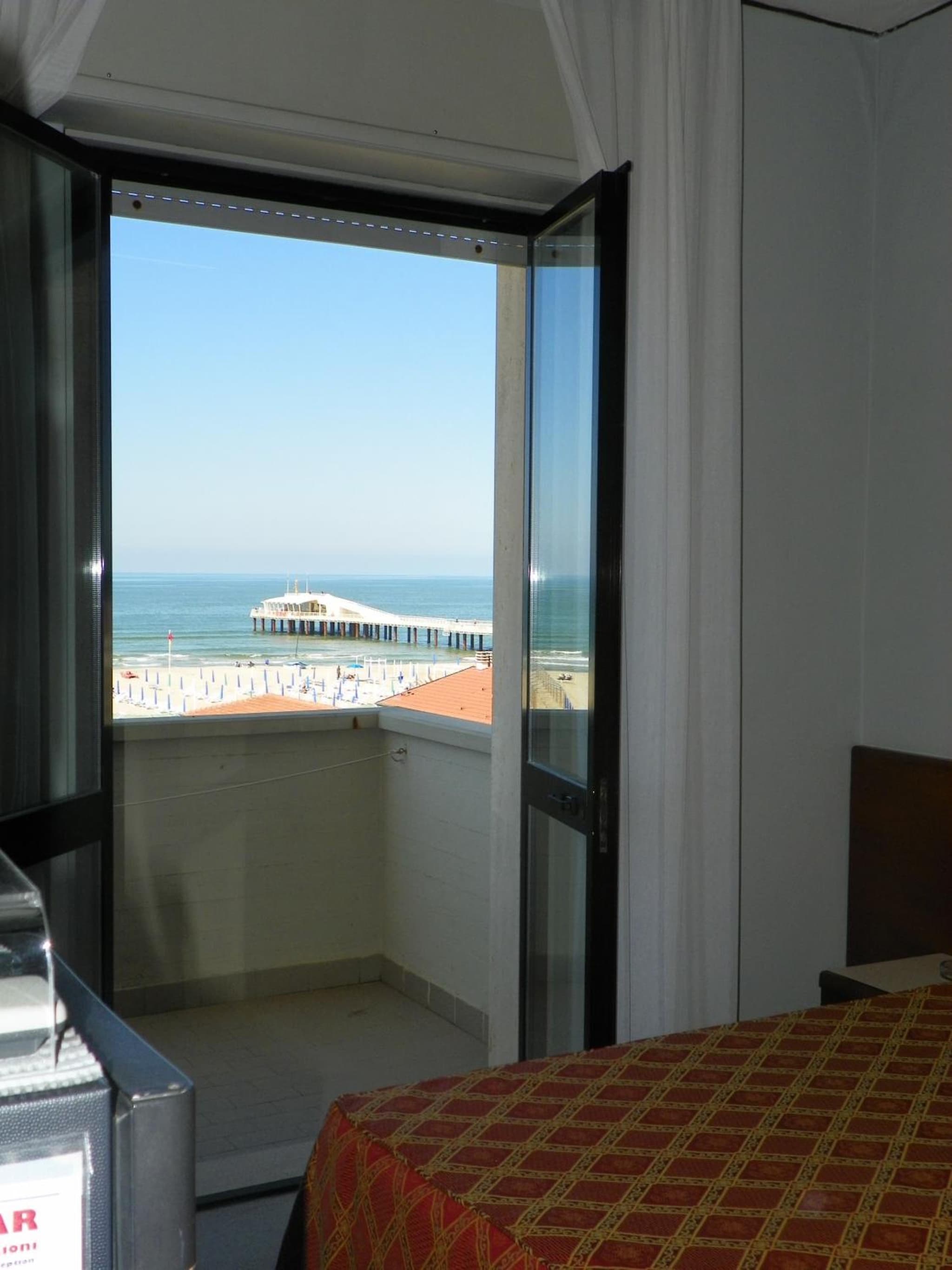 Hotel La Vela photo 9