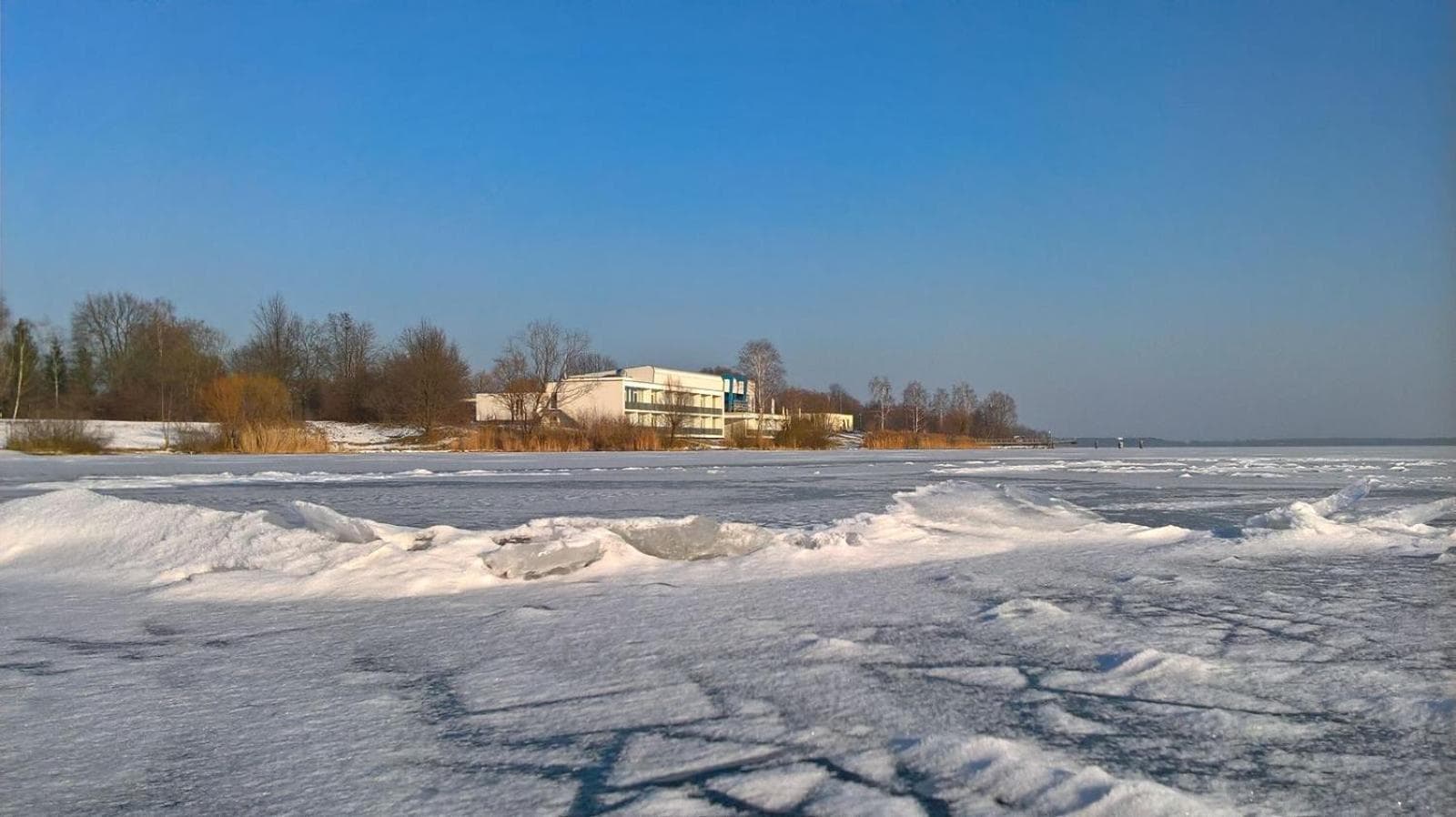Strandhotel Senftenberger See photo 7