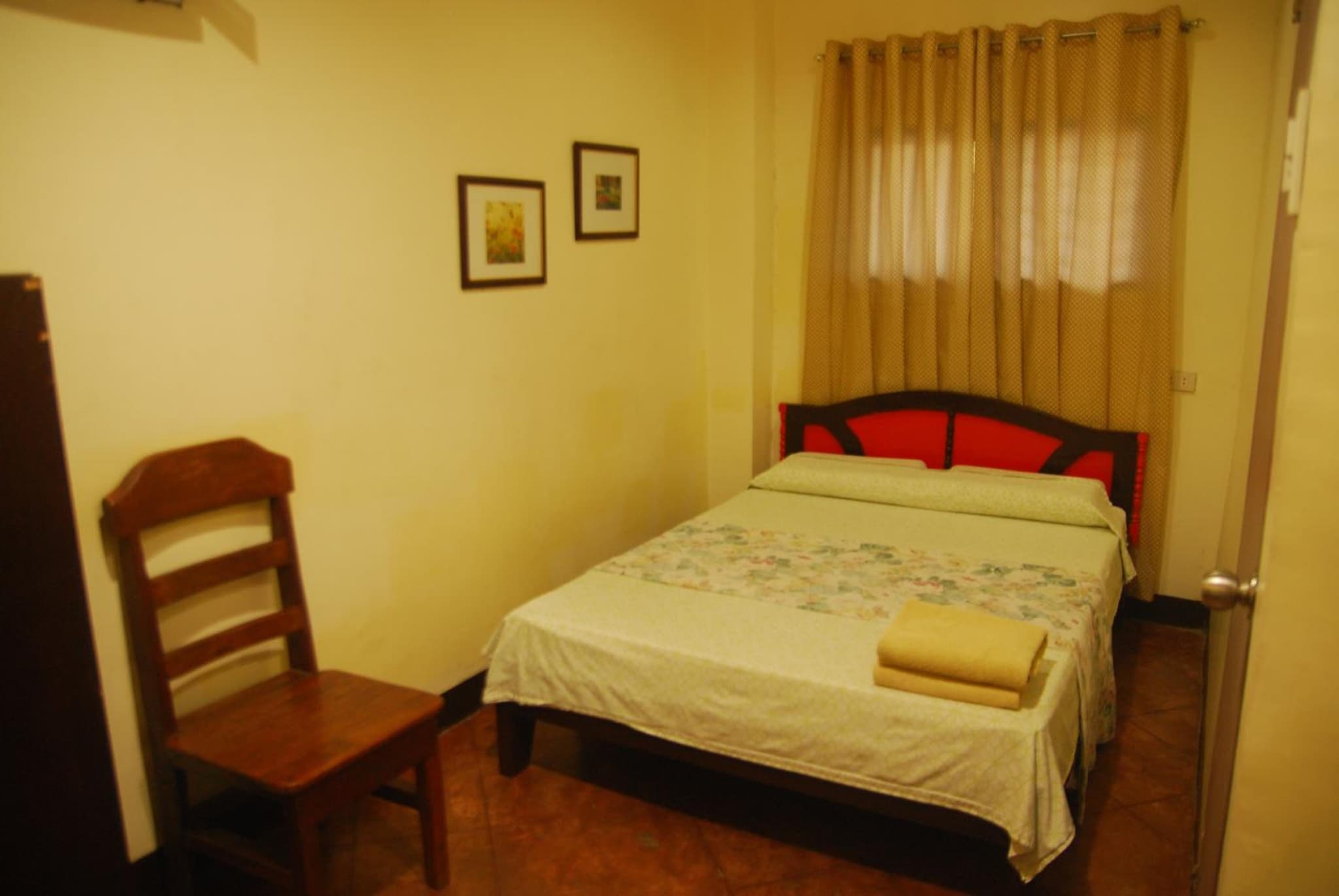 Centro Mactan Suites photo 2