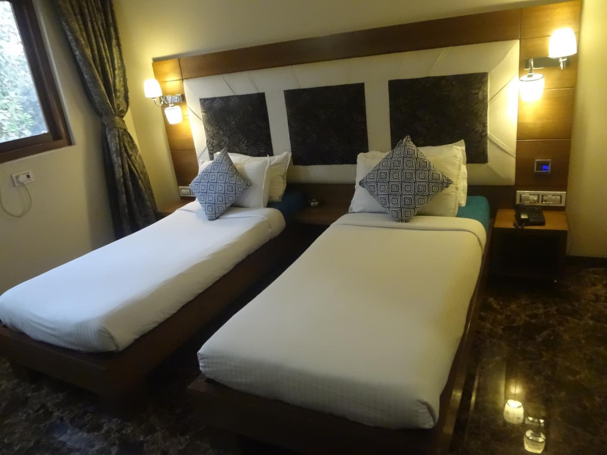 Hotel Sapna photo 2