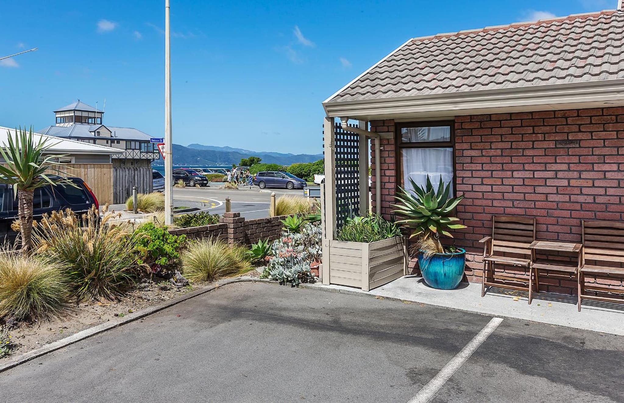 Foreshore Motor Lodge photo 3