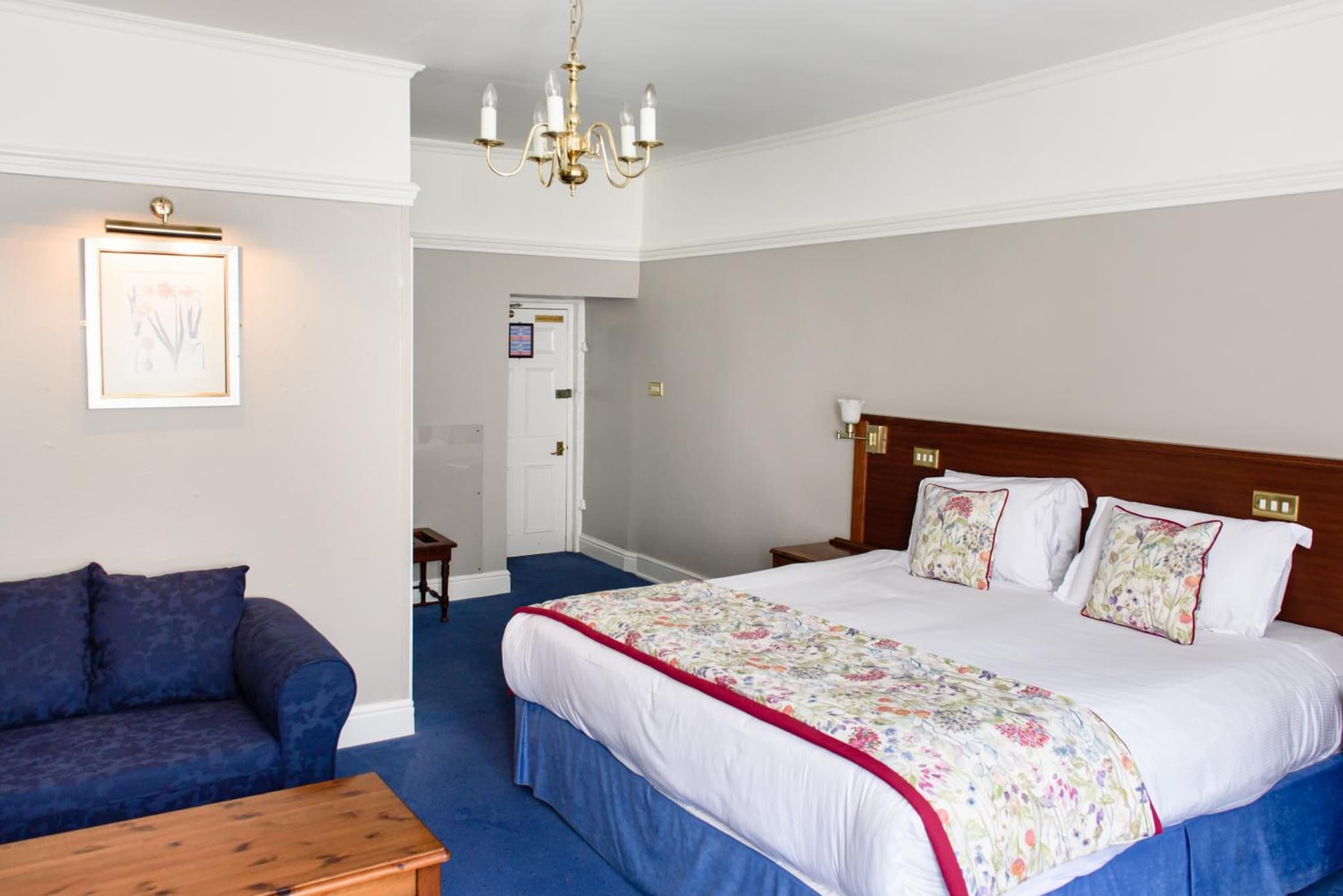 Old Hall Hotel photo 3