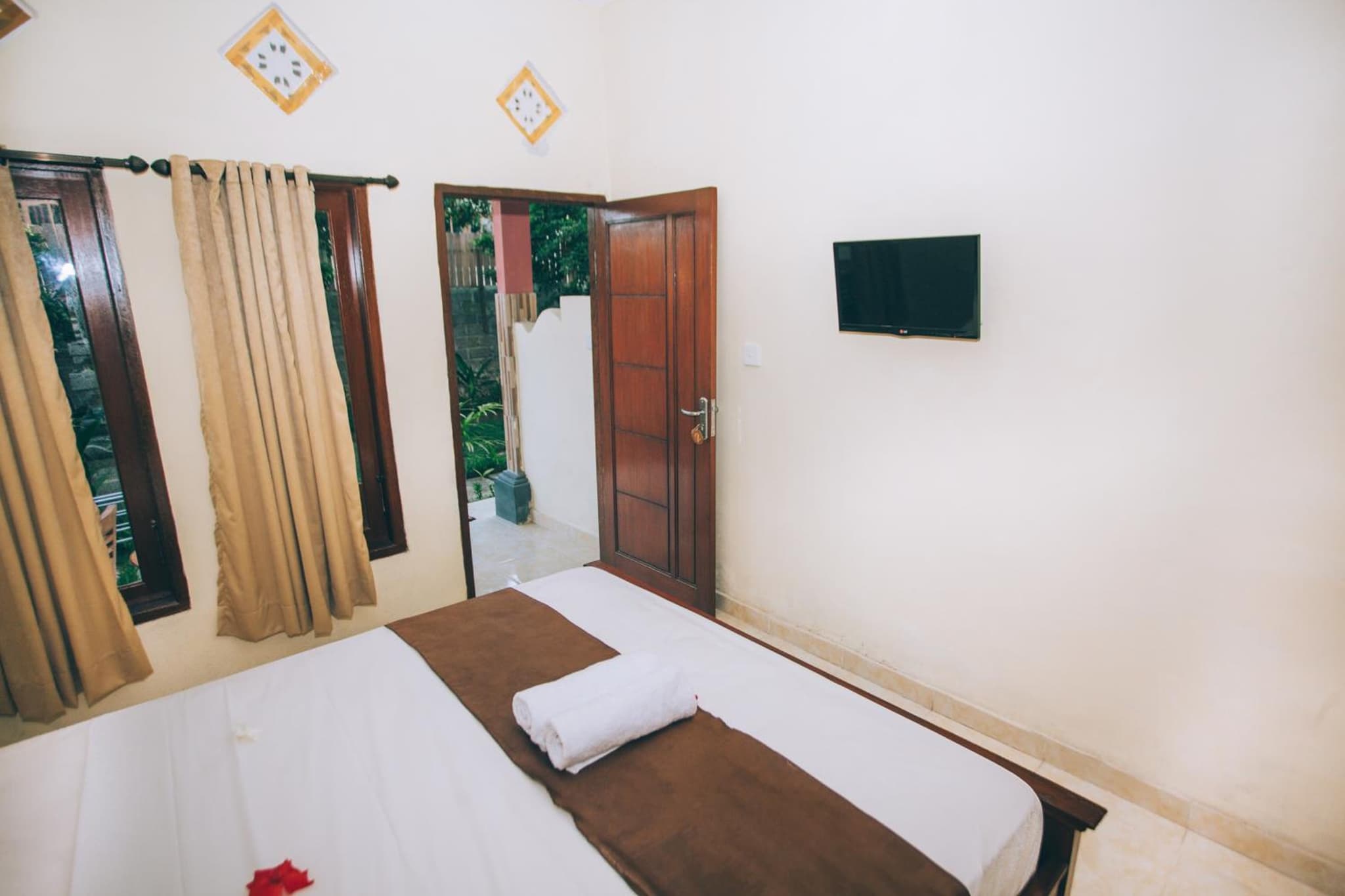 Nerima Hut Lembongan photo 4