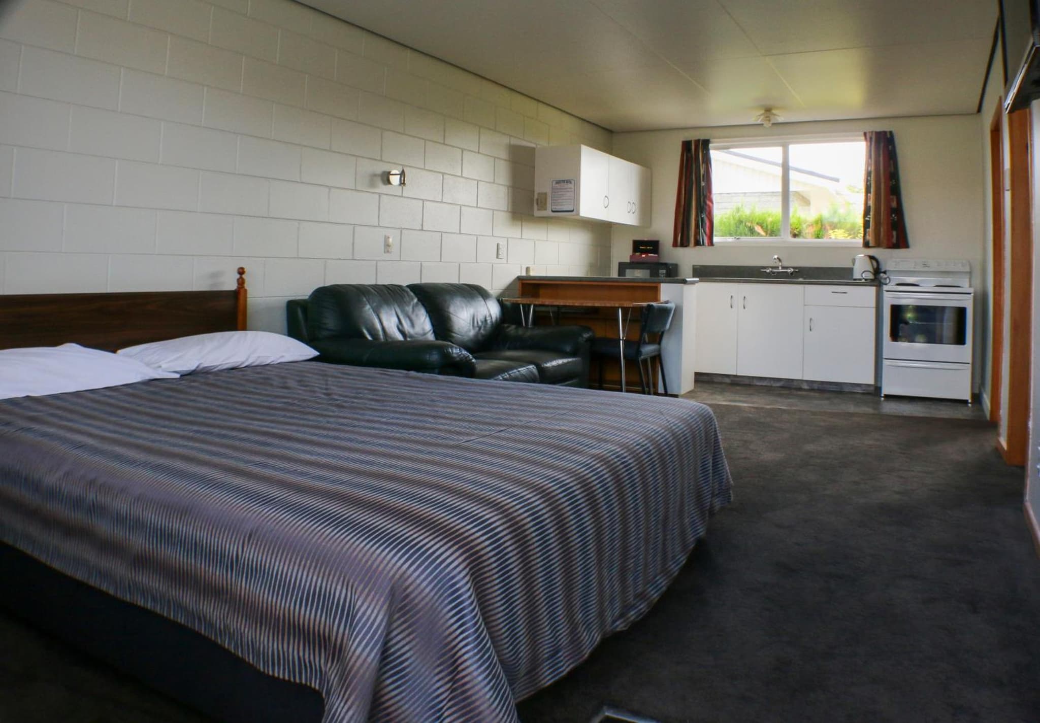 Charlton Motel photo 3