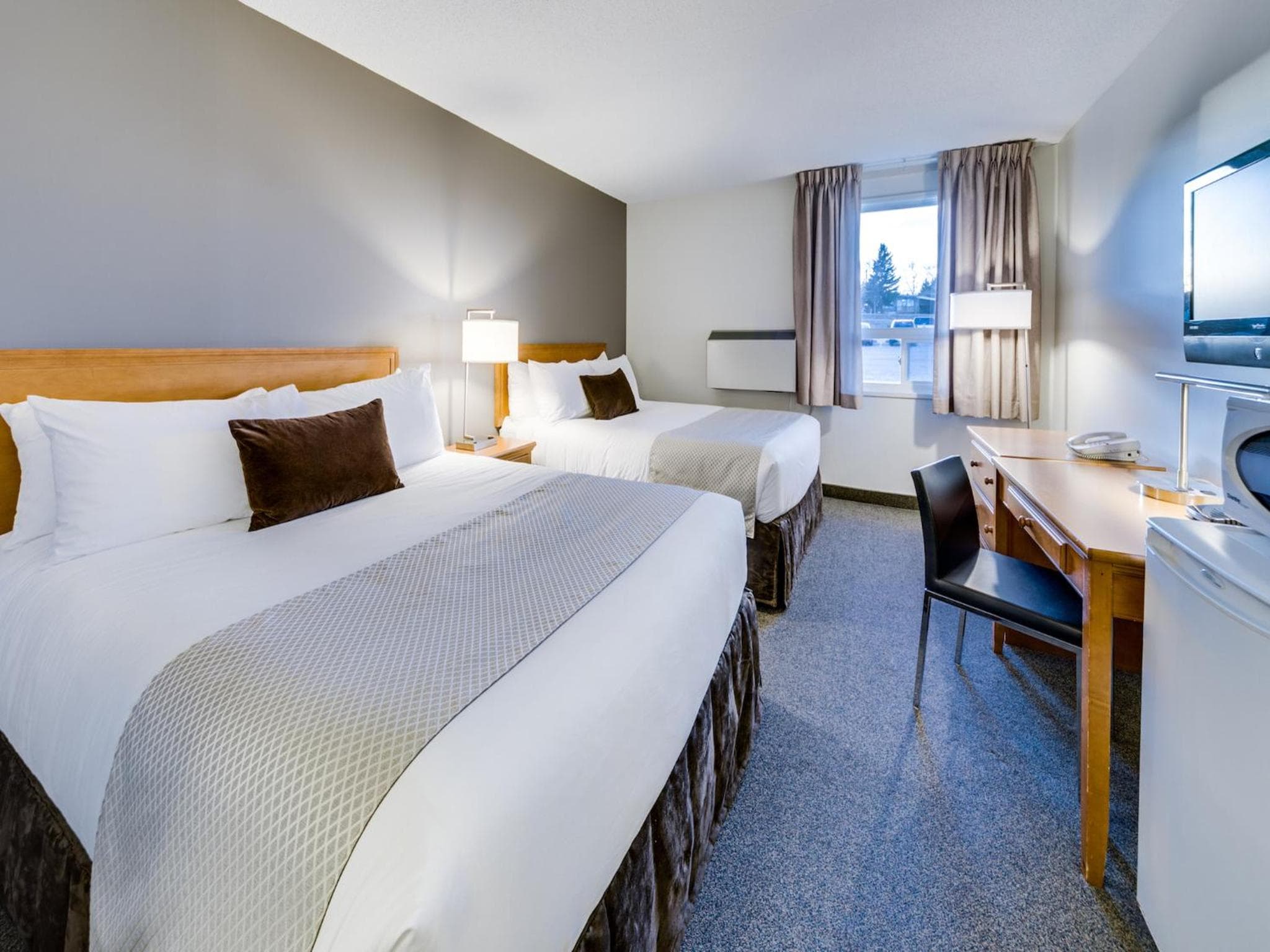 Heritage Inn Hotel & Convention Centre - Pincher Creek photo 4