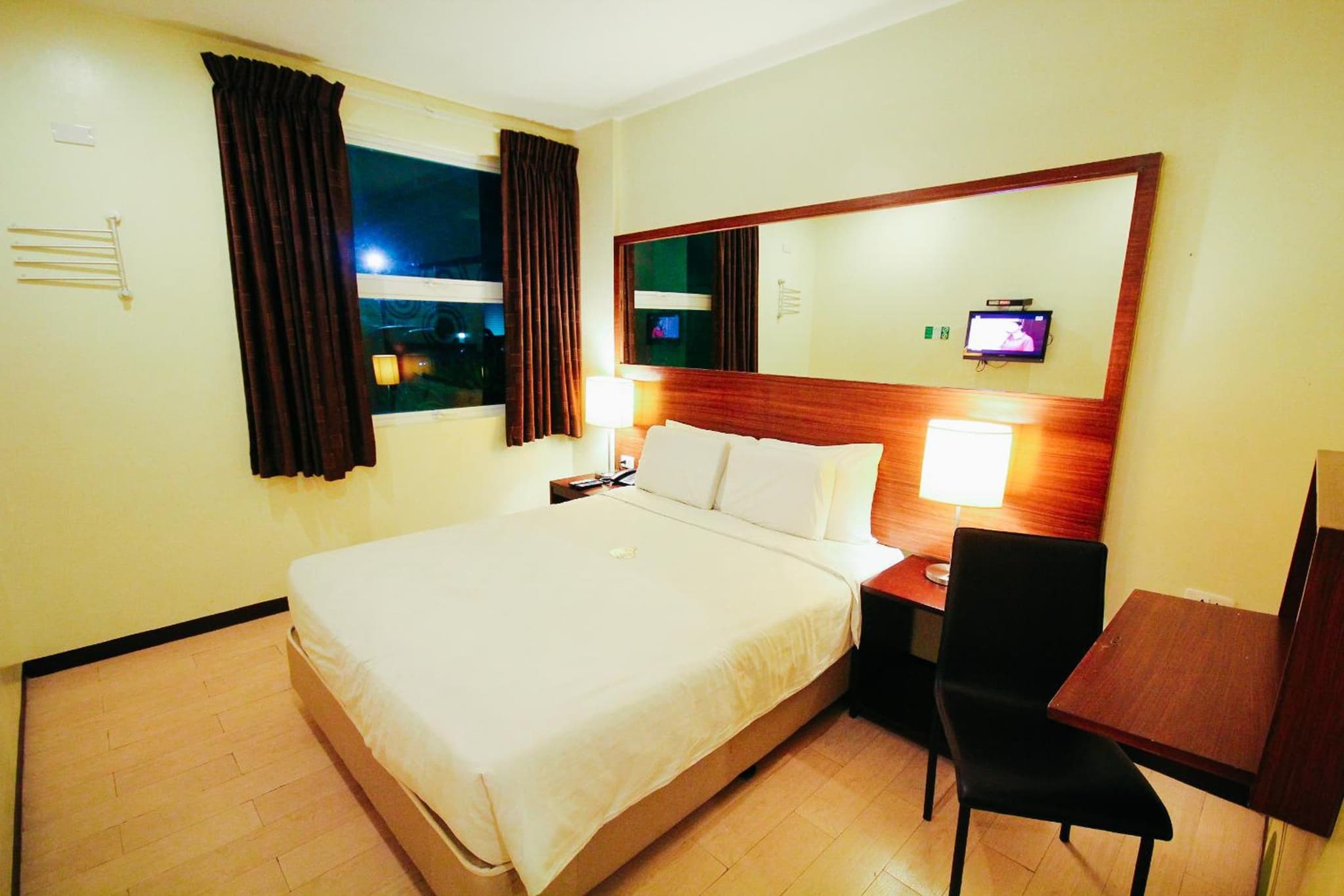 Go Hotels Plus Bacolod - Newly Renovated photo 6