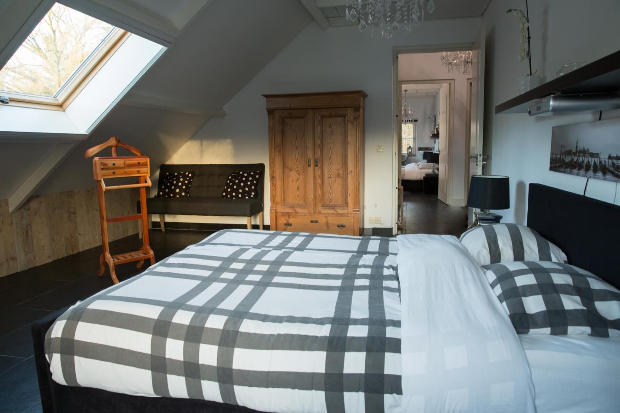 B&B Van Hunebed Naar Jullie Bed photo 4