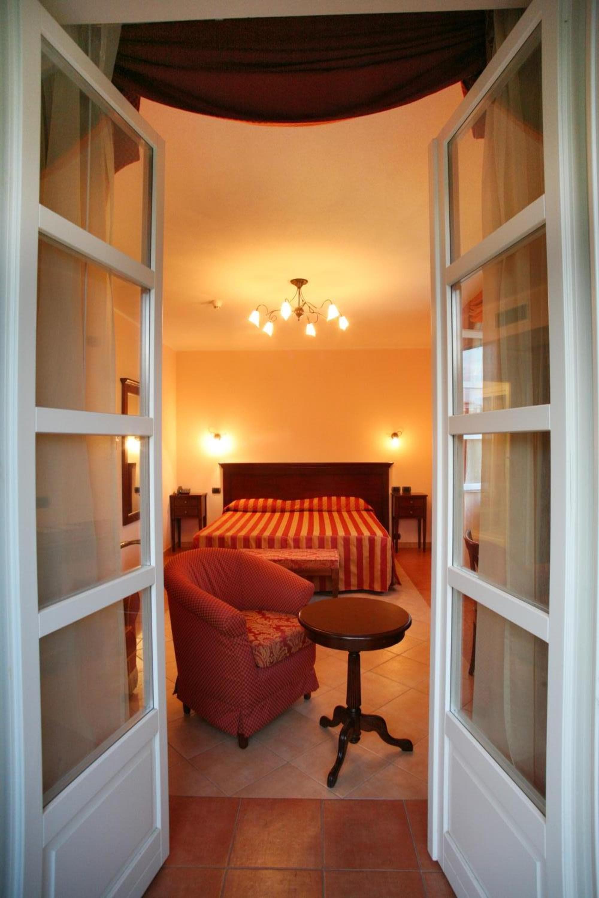Hotel Barolo photo 2
