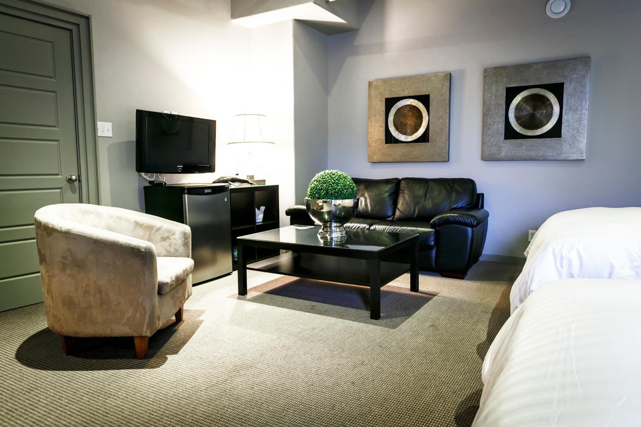 hotel room