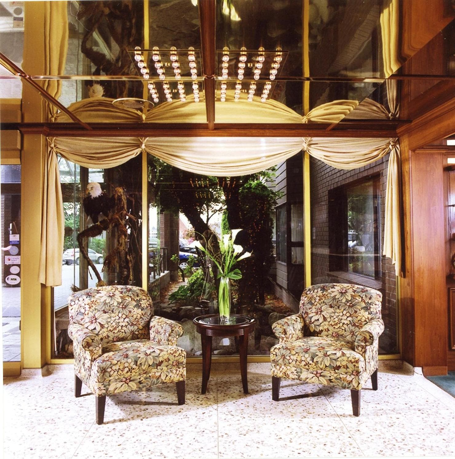 Crest Hotel photo 8